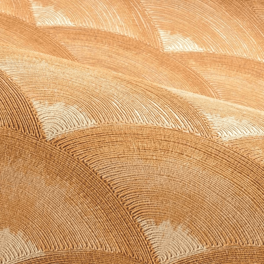 Strukturierte Tapete mit geometrischem Wellenmuster NAMI - AMBRE bernsteinorange