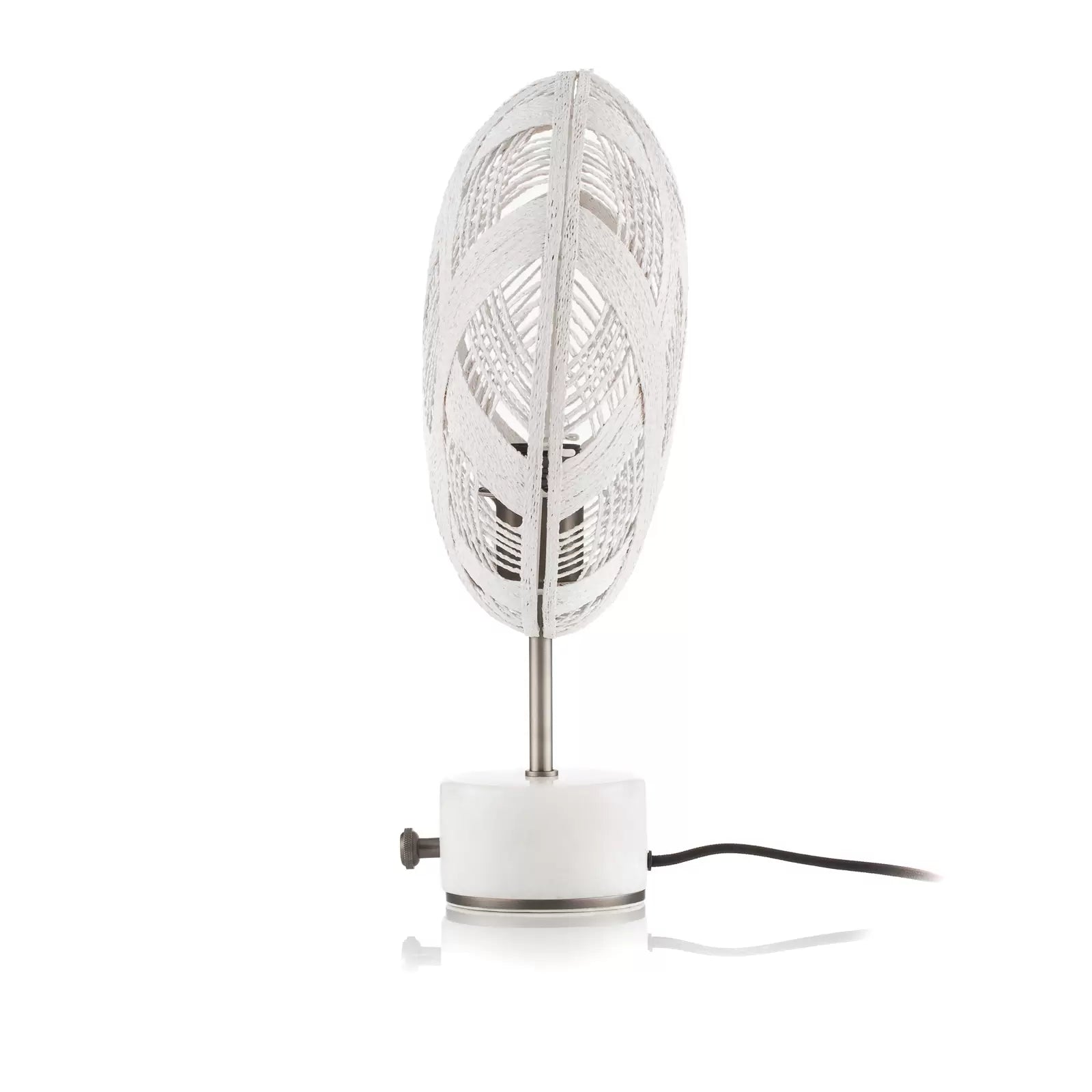 Chanpen Diamant White table lamp with a silver base