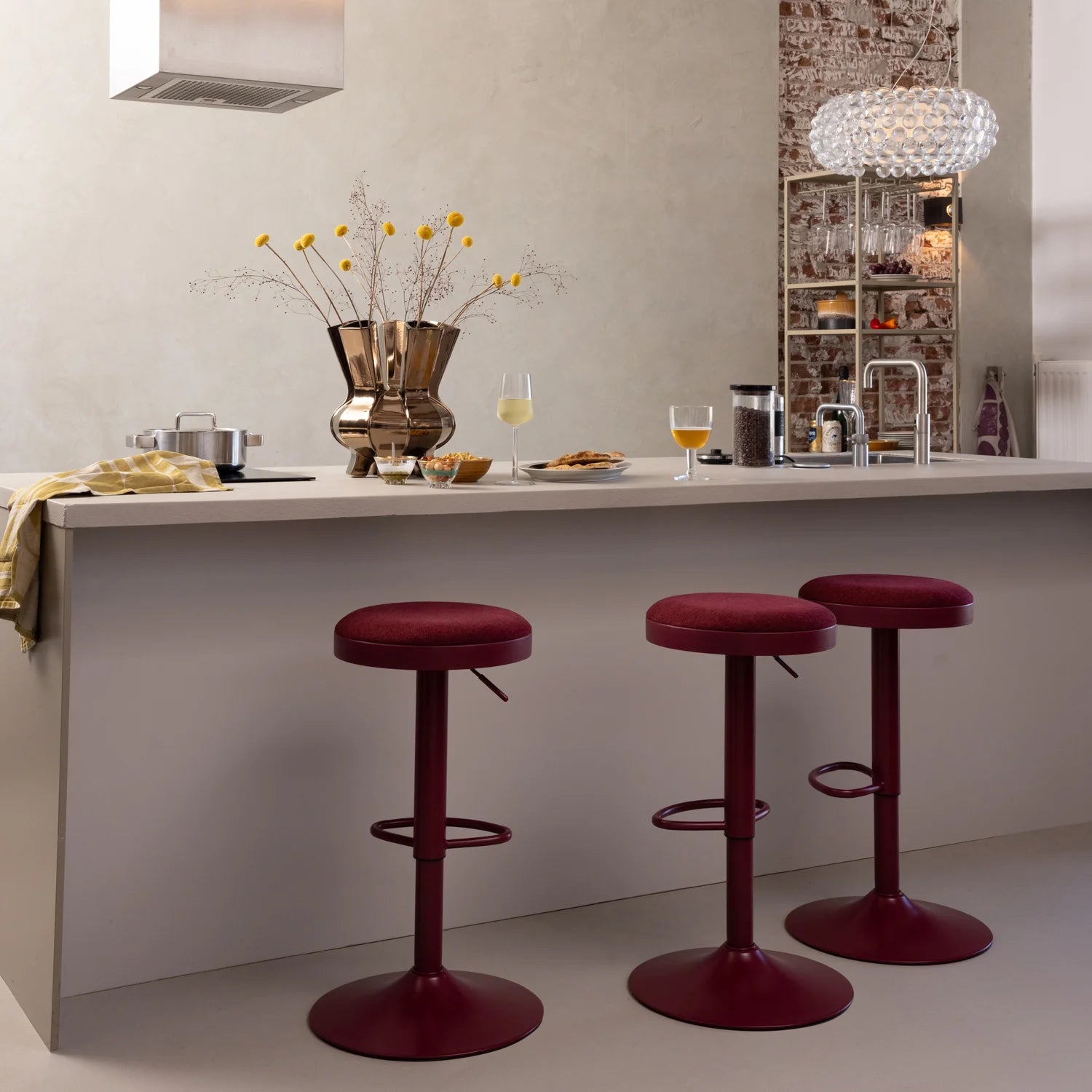 Verstelbare hocker MEVO bordeaux