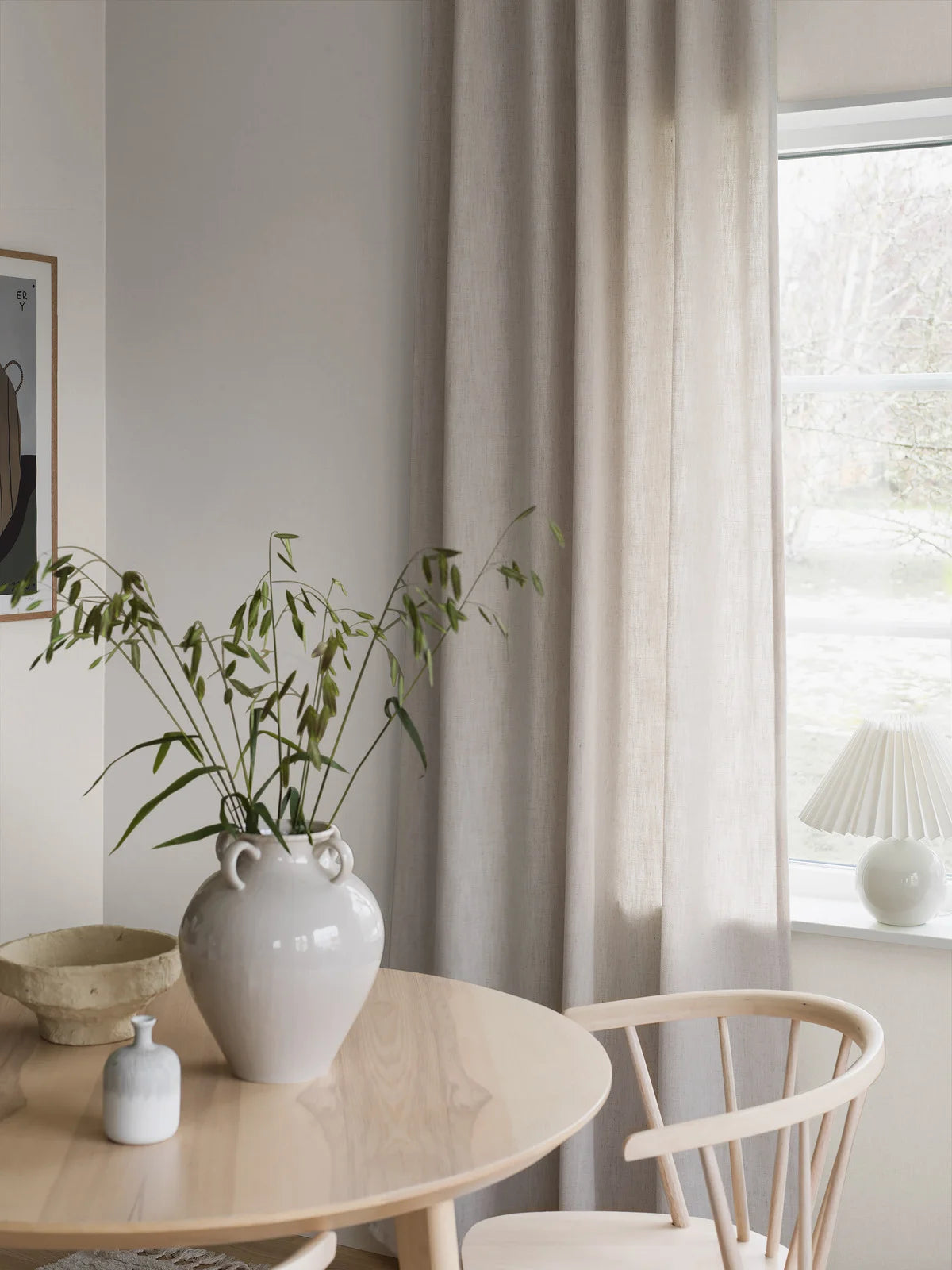 Structural paper non-woven wallpaper VEGA white