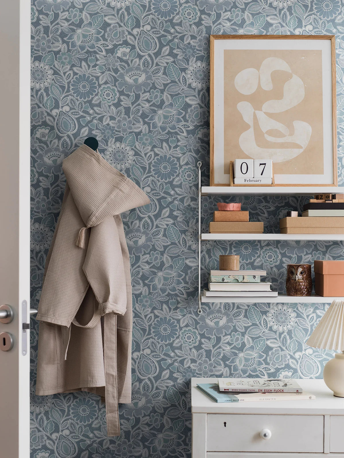 Vlies-Tapete mit pflanzlichem Muster SONJA blau