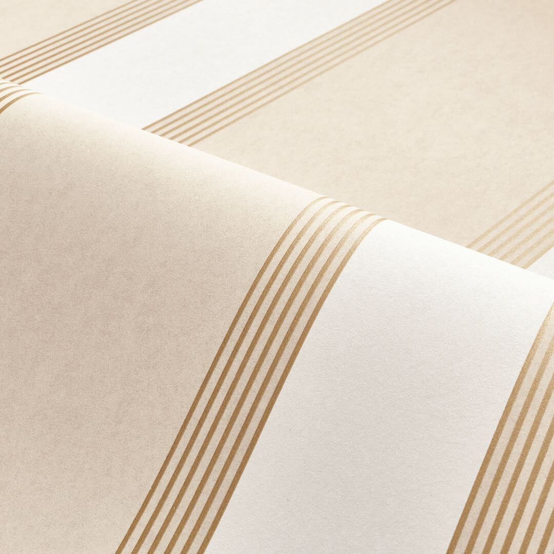 Wallpaper with geometric striped pattern AUTEUIL - WHITE/GOLD white with gold
