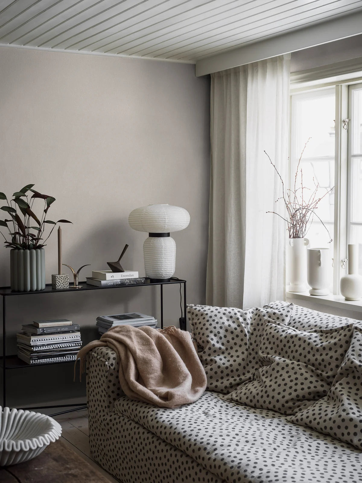 Tapeta strukturalna imitująca len LINEN - SOAPED OAK jasny dębowy na ścianę