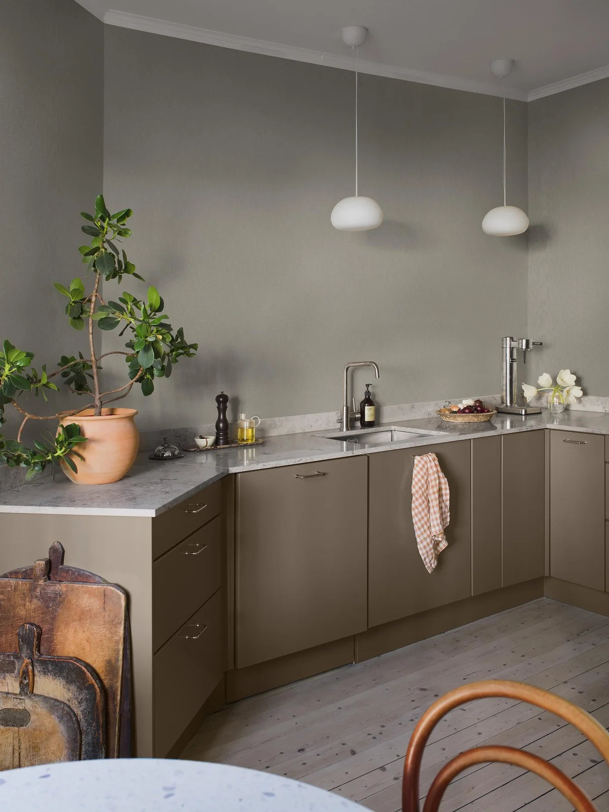 Structural wallpaper imitating linen - NATURAL LINEN dark beige