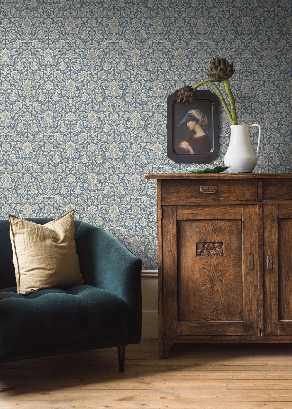 Vliesbehang met plantaal patroon FOGLAVIK blauw met crème