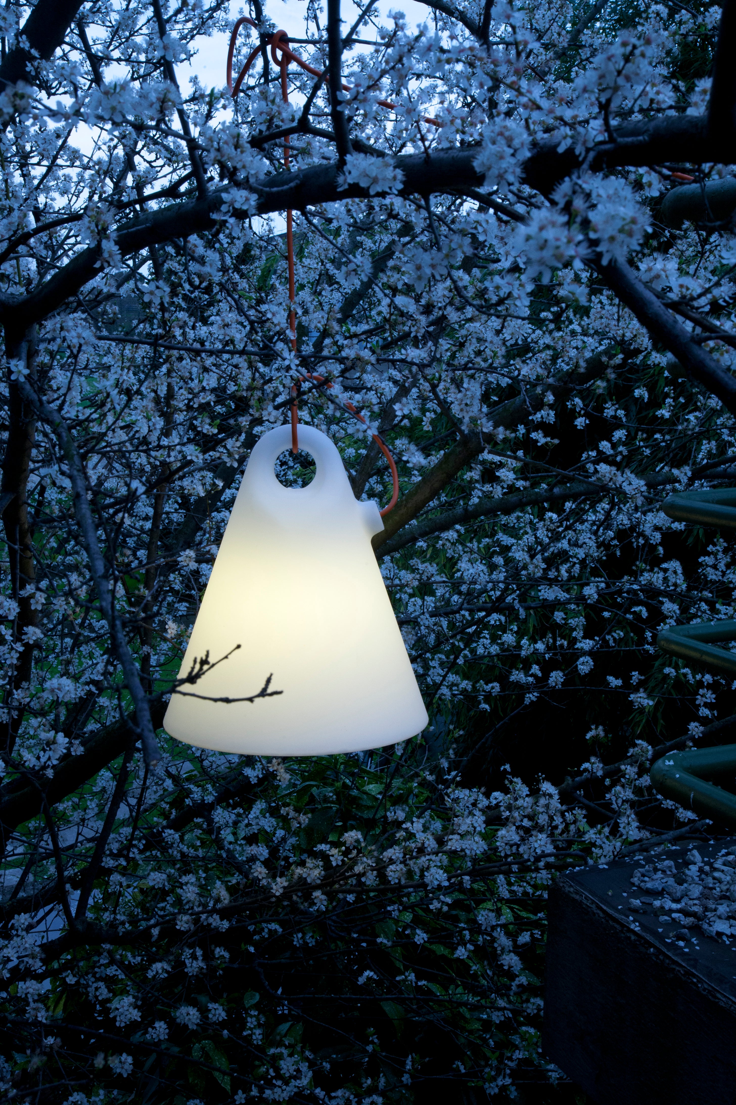 Buitenhanglamp TRILLY wit