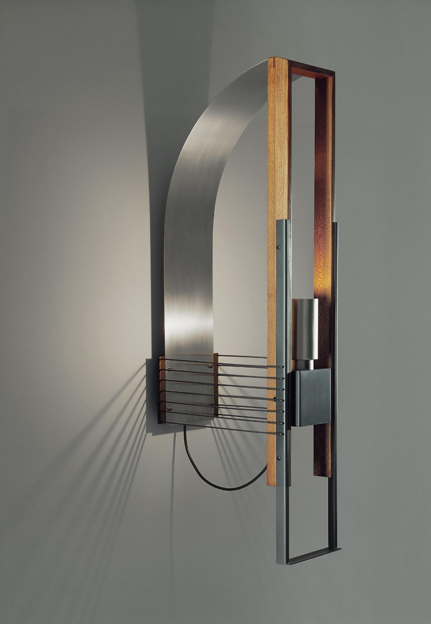Wandlamp MARX van hout en aluminium