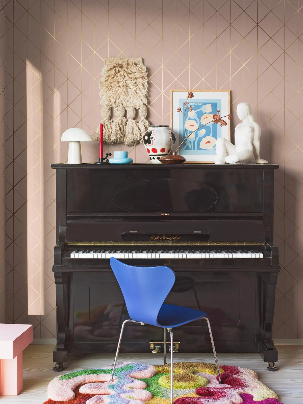 Vliesbehang van papier met geometrisch patroon DIAMONDS roze