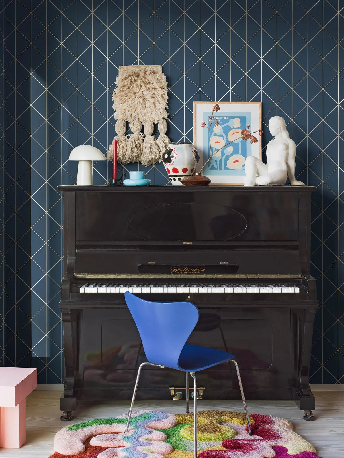 Vliesbehang met geometrisch patroon DIAMONDS marineblauw met goud