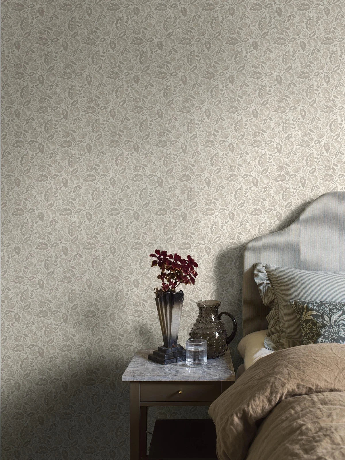 Tapete mit pflanzlichem Blumenmotiv ELISE beige