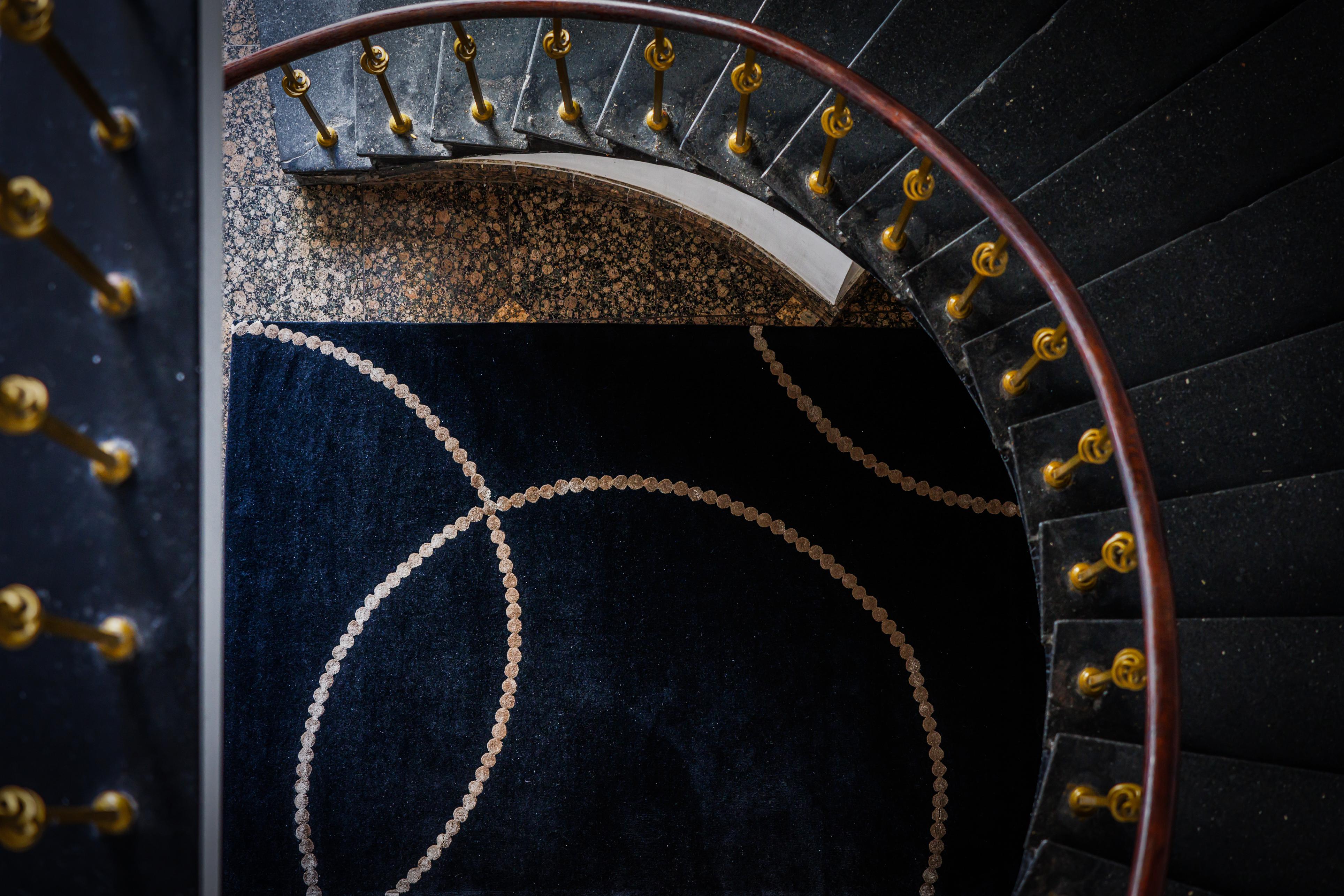 LUNA rug black with beige pattern