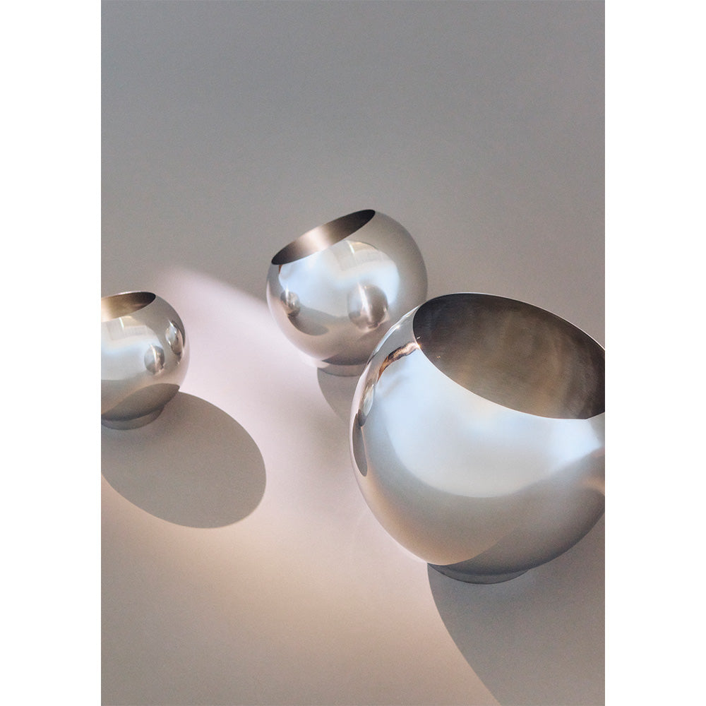 Staande pot GLOBE zilver