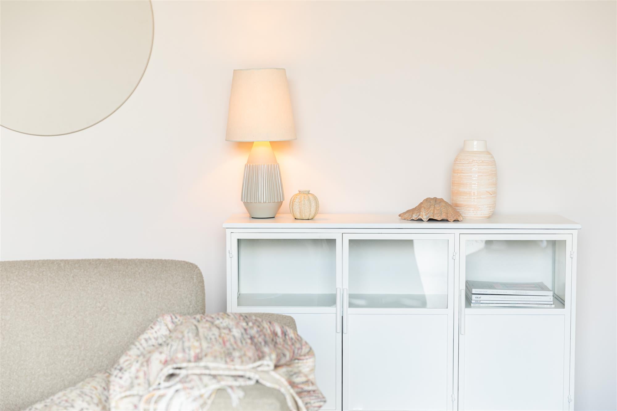 Tafellamp AYSA zandkleurig