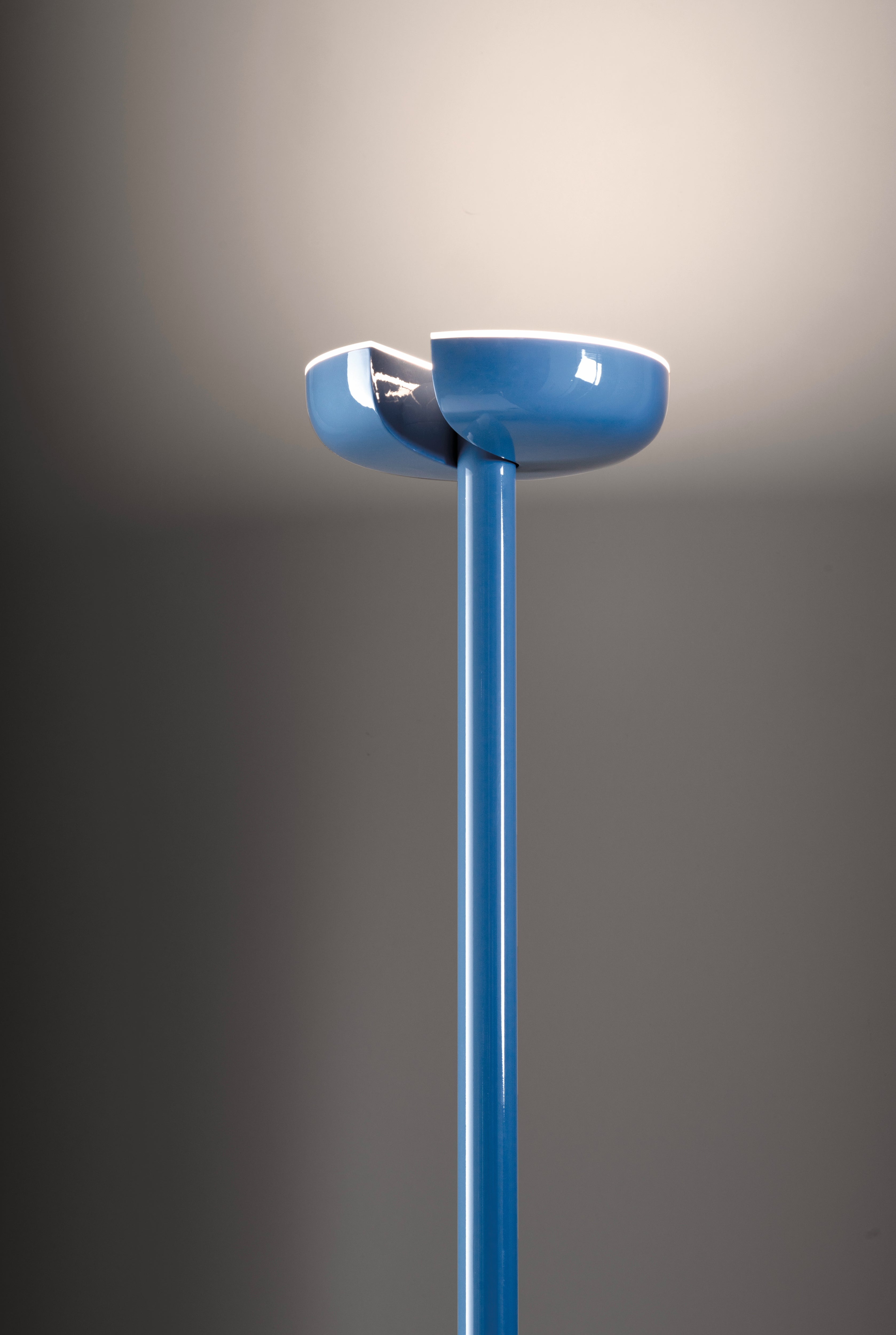 Lampa podłogowa CABRIOLETTE połyskujący biały