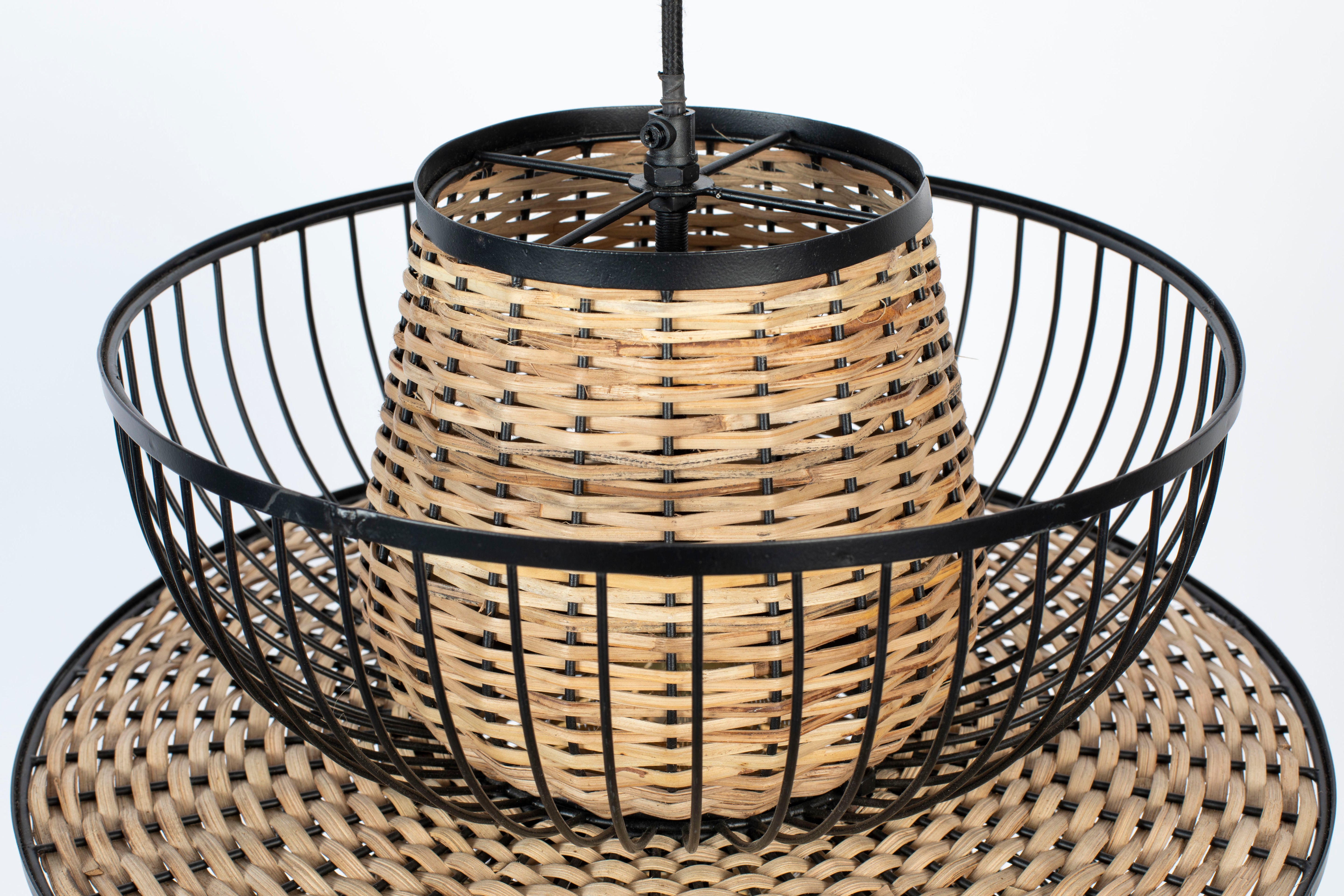 Pendelleuchte CARMEN schwarz mit natürlicher Oberfläche