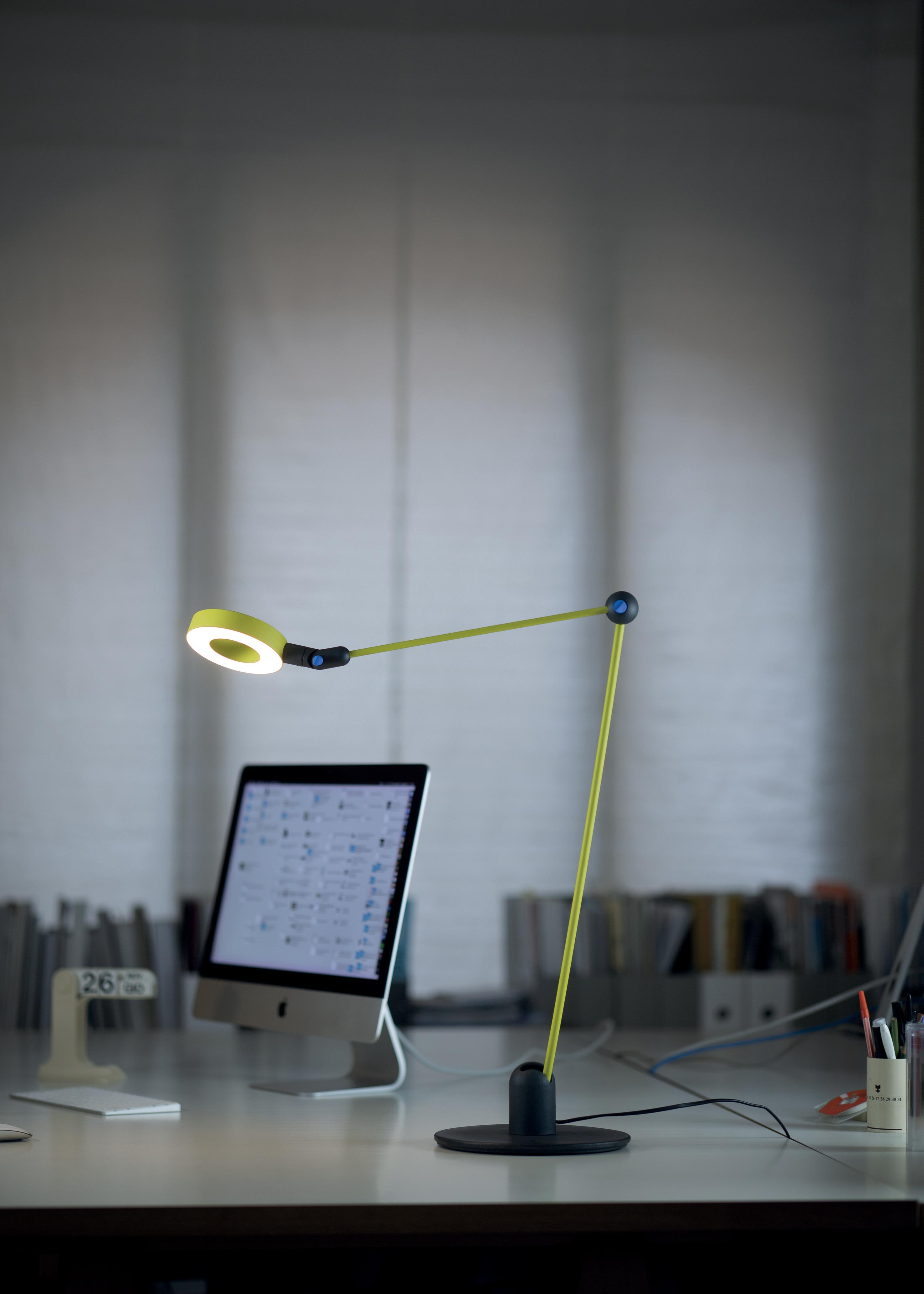 Lampa biurkowa L'AMICA srebrny z czarnym