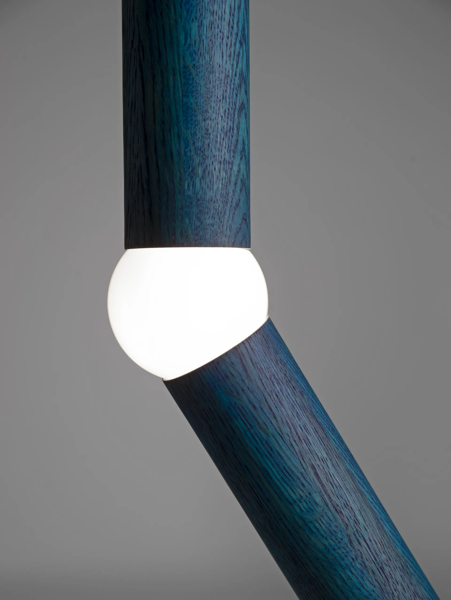 Vloerlamp LIGHTBONE blauwe eik