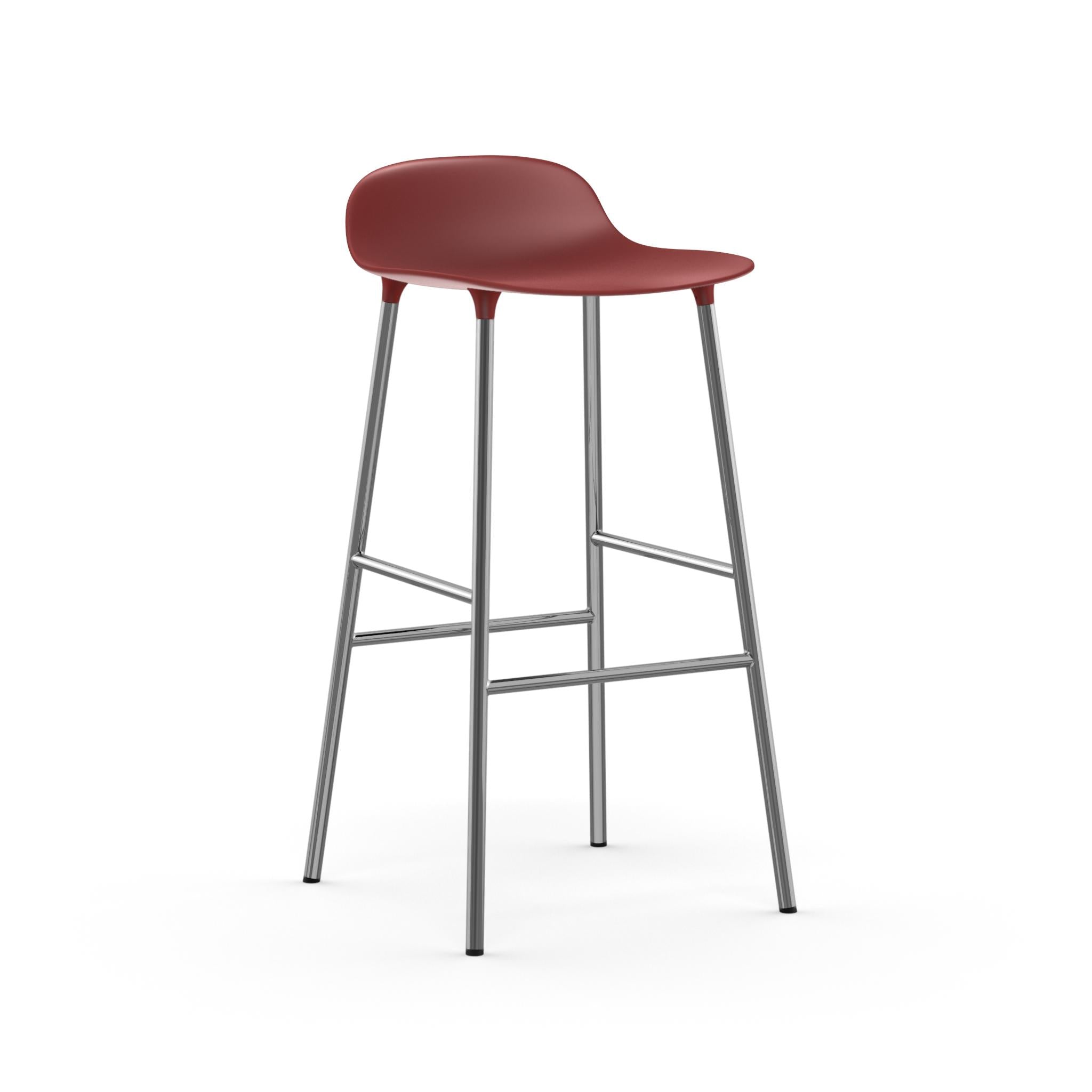 Hoker FORM bordowy z chromowaną podstawą, marka Normann Copenhagen