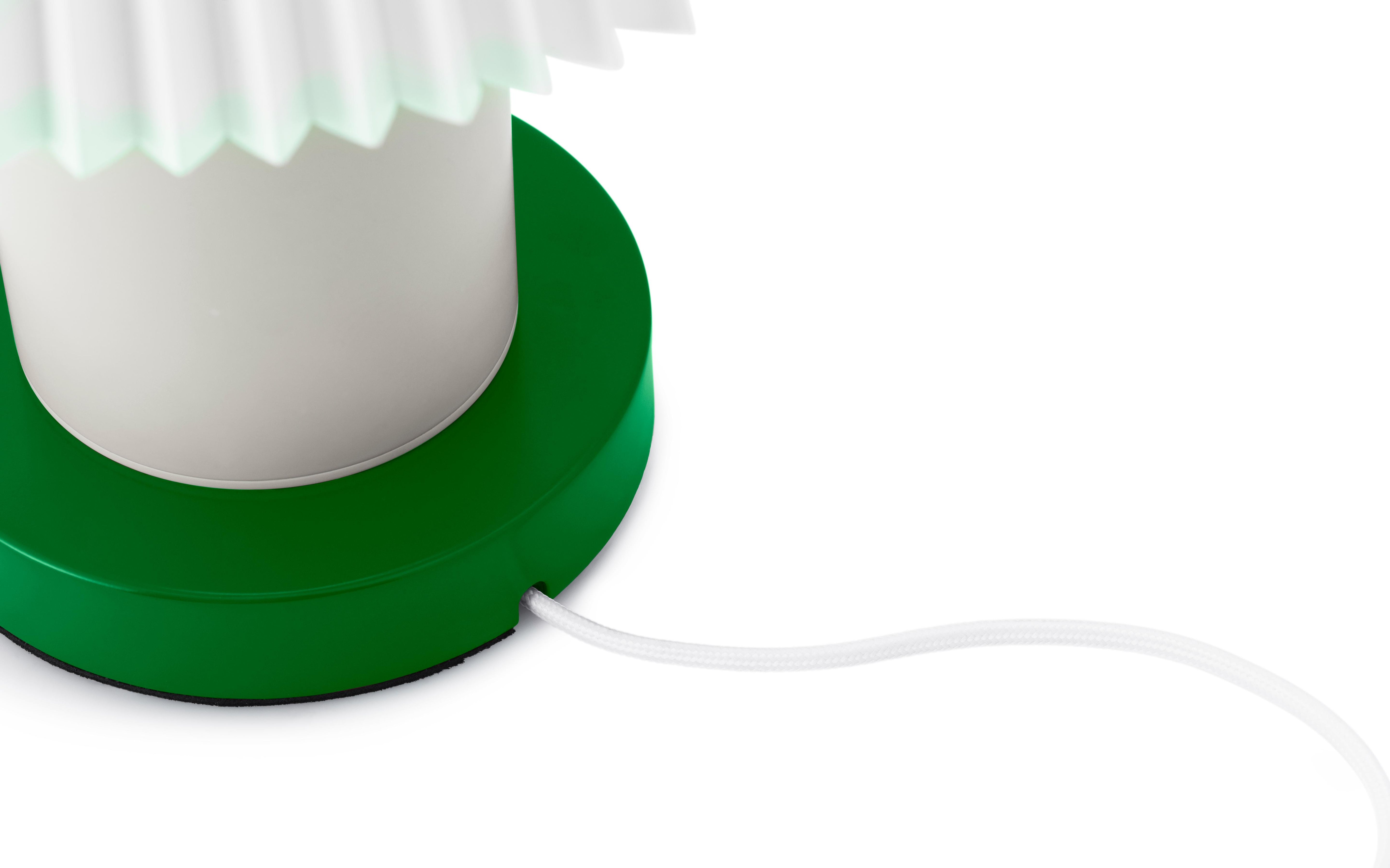 CELLU Tischleuchte weiß mit grünem Sockel