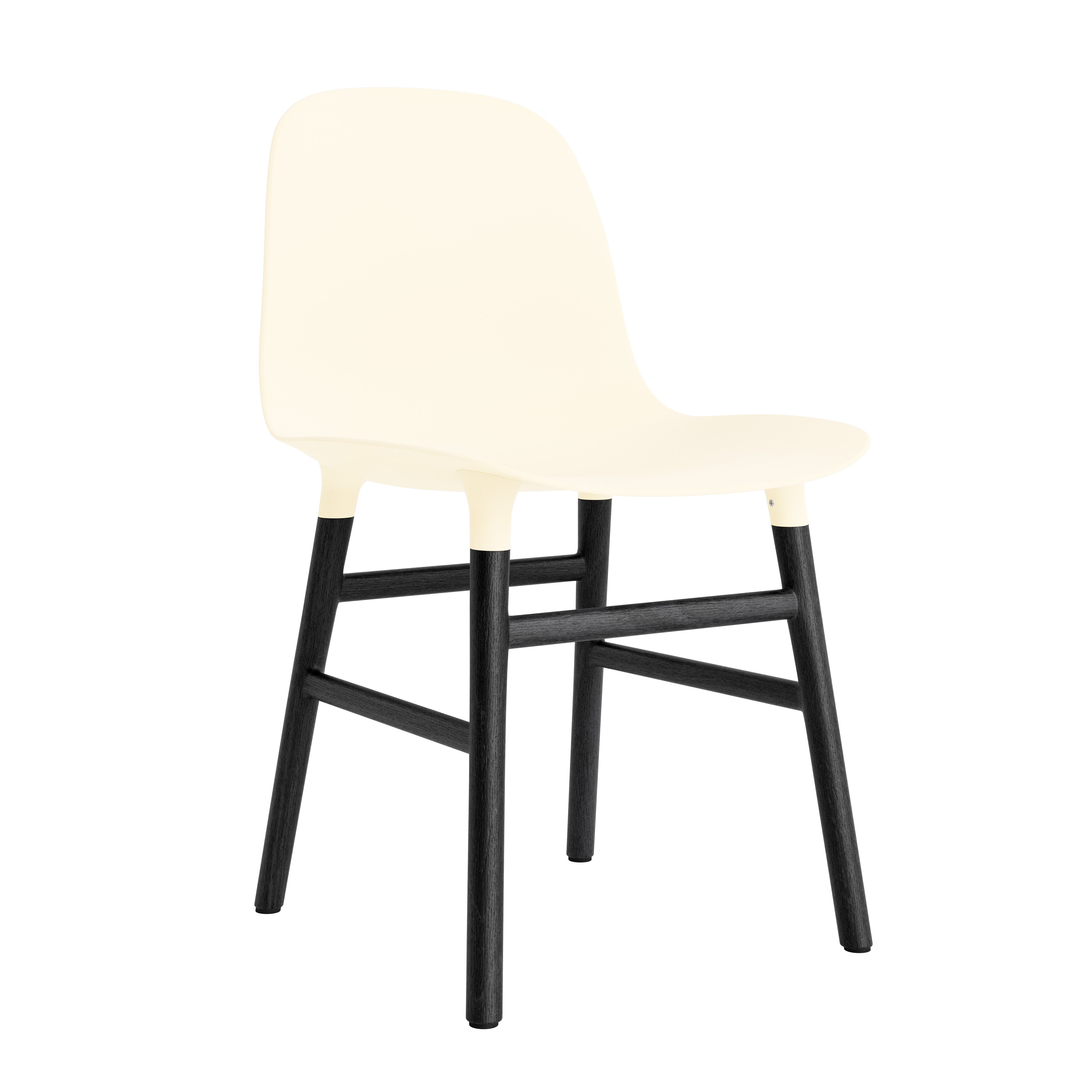 Krzesło FORM kremowy z czarną dębową podstawą – Normann Copenhagen