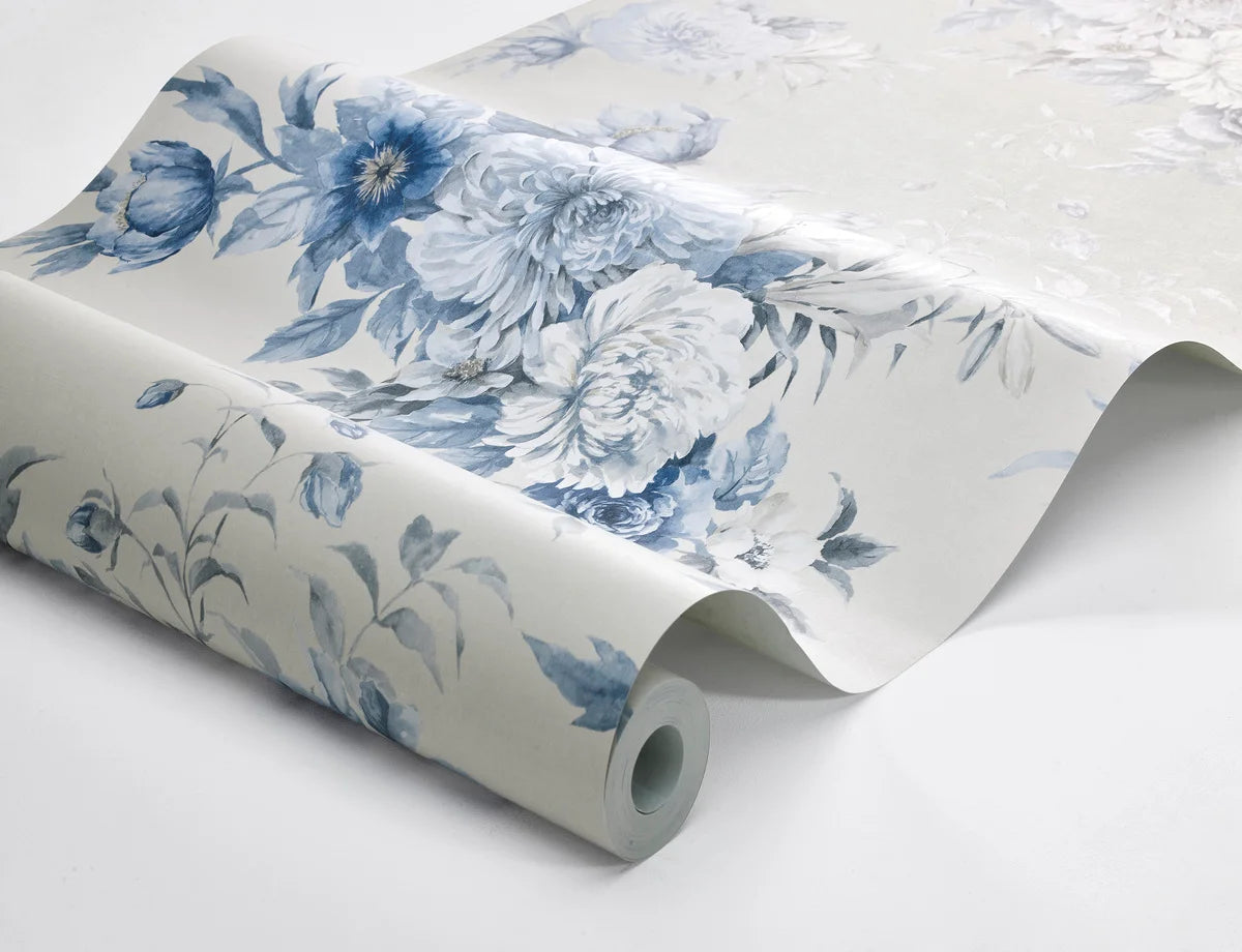 Non-woven paper wallpaper with a floral pattern FLORAL CHARM warm white with blue