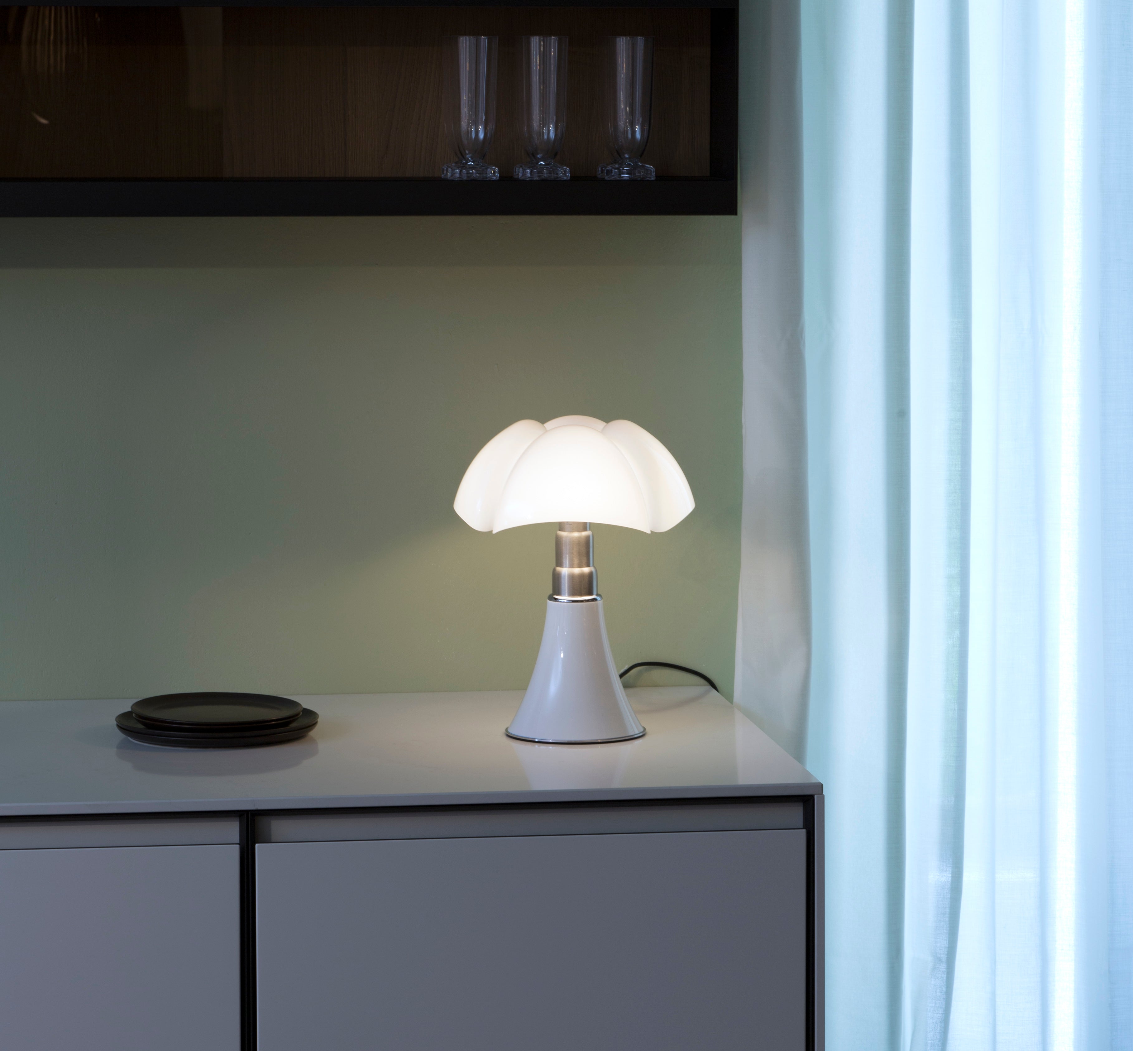 MINIPIPISTRELLO Table Lamp with Opal Shade and White Base