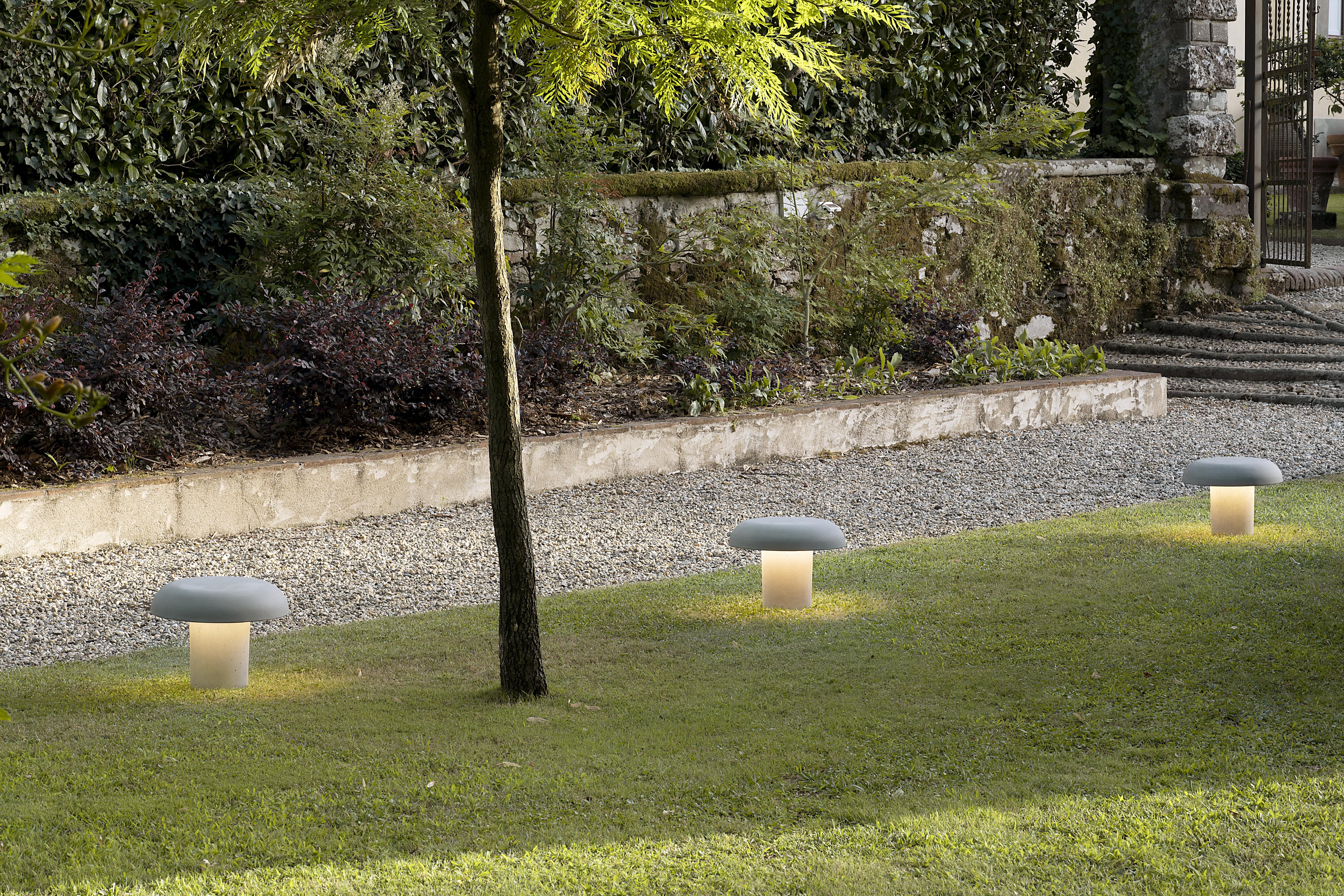 Buitenlamp AMANITA grijs beton