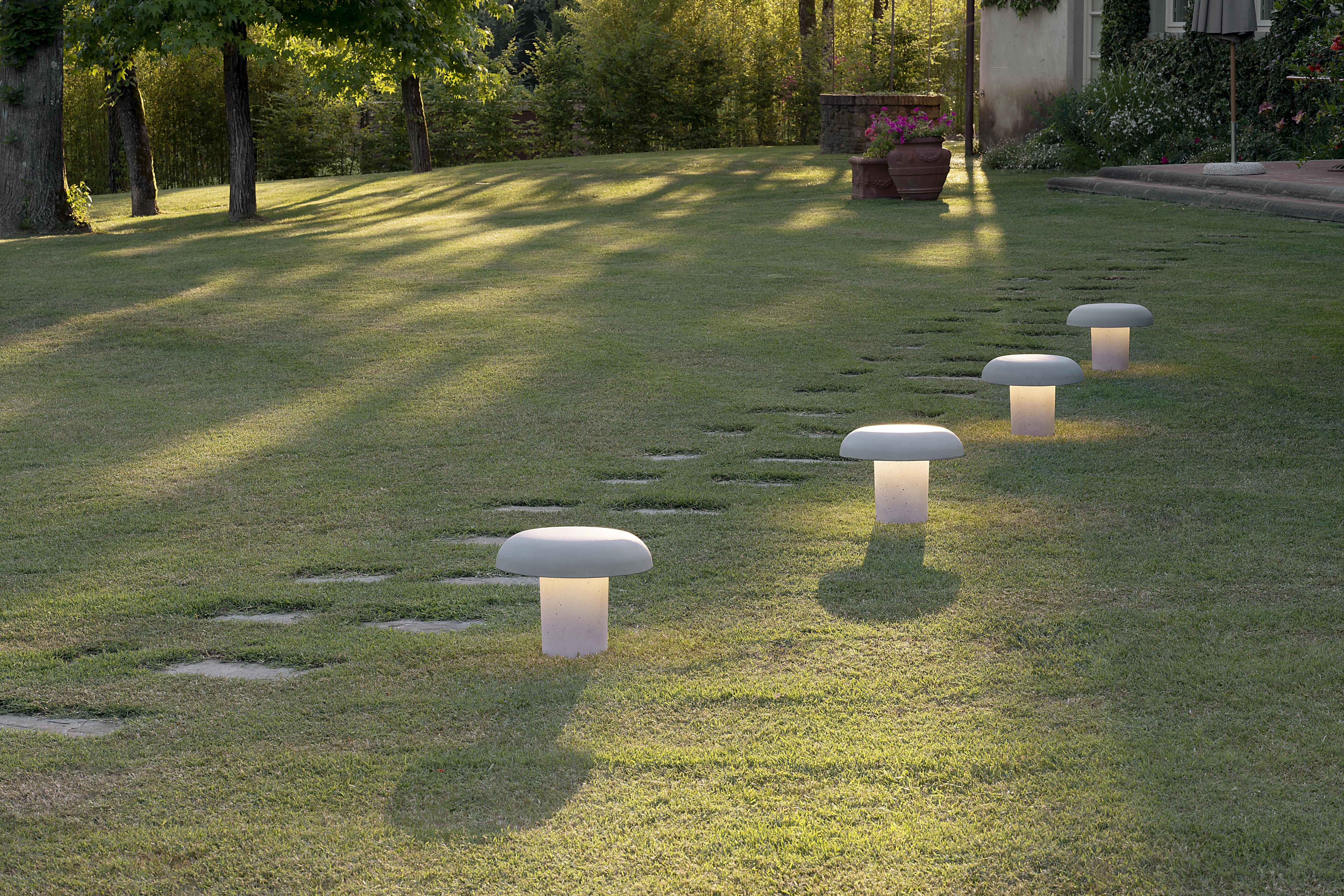 Buitenlamp AMANITA grijs beton