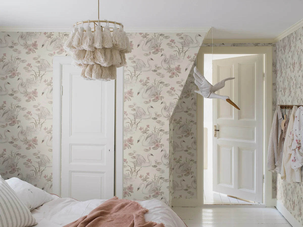 Kinder-Tapete mit Pflanzen- und Tiermotiv LILY SWAN cremefarben