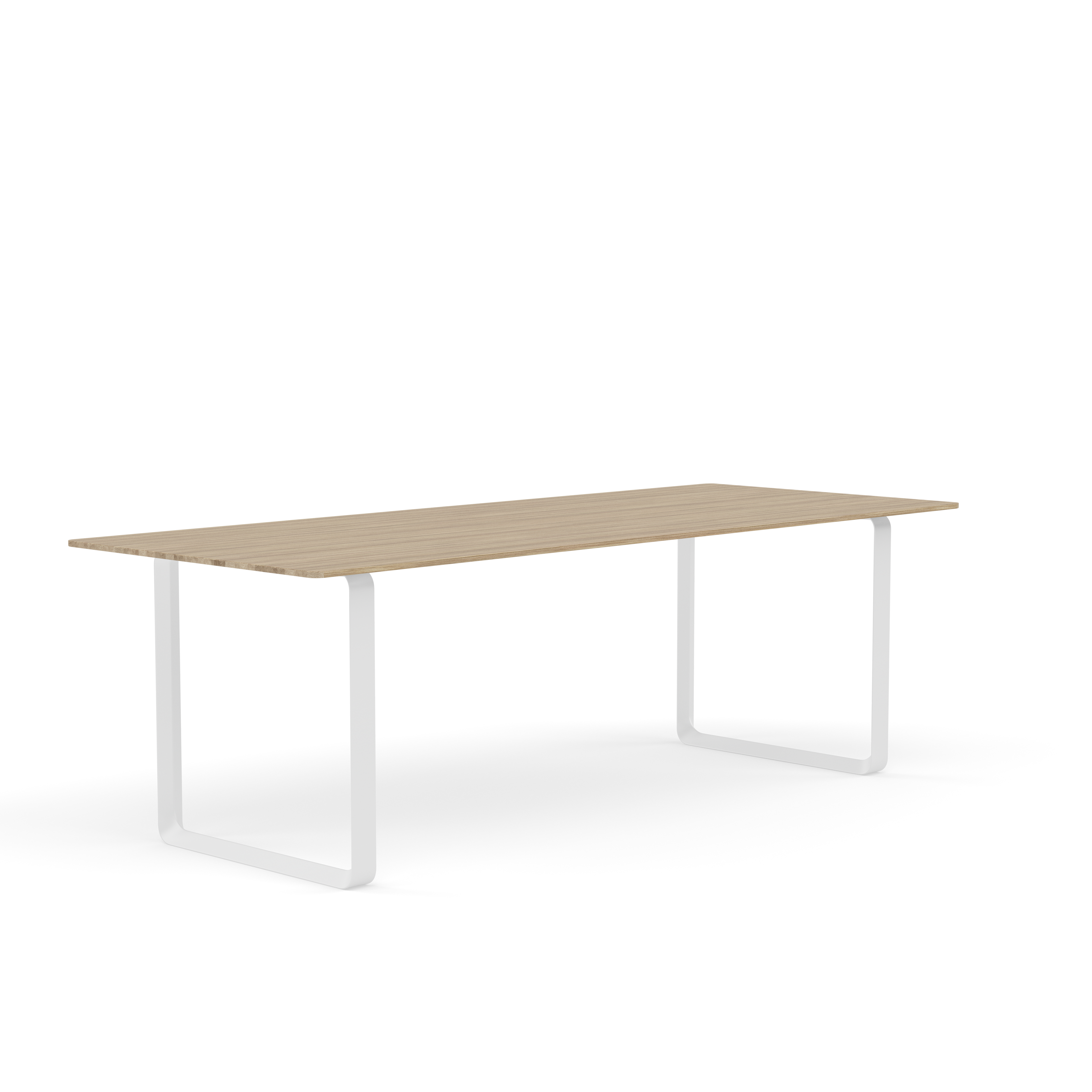 Eettafel 70/70 van eikenhout met witte basis