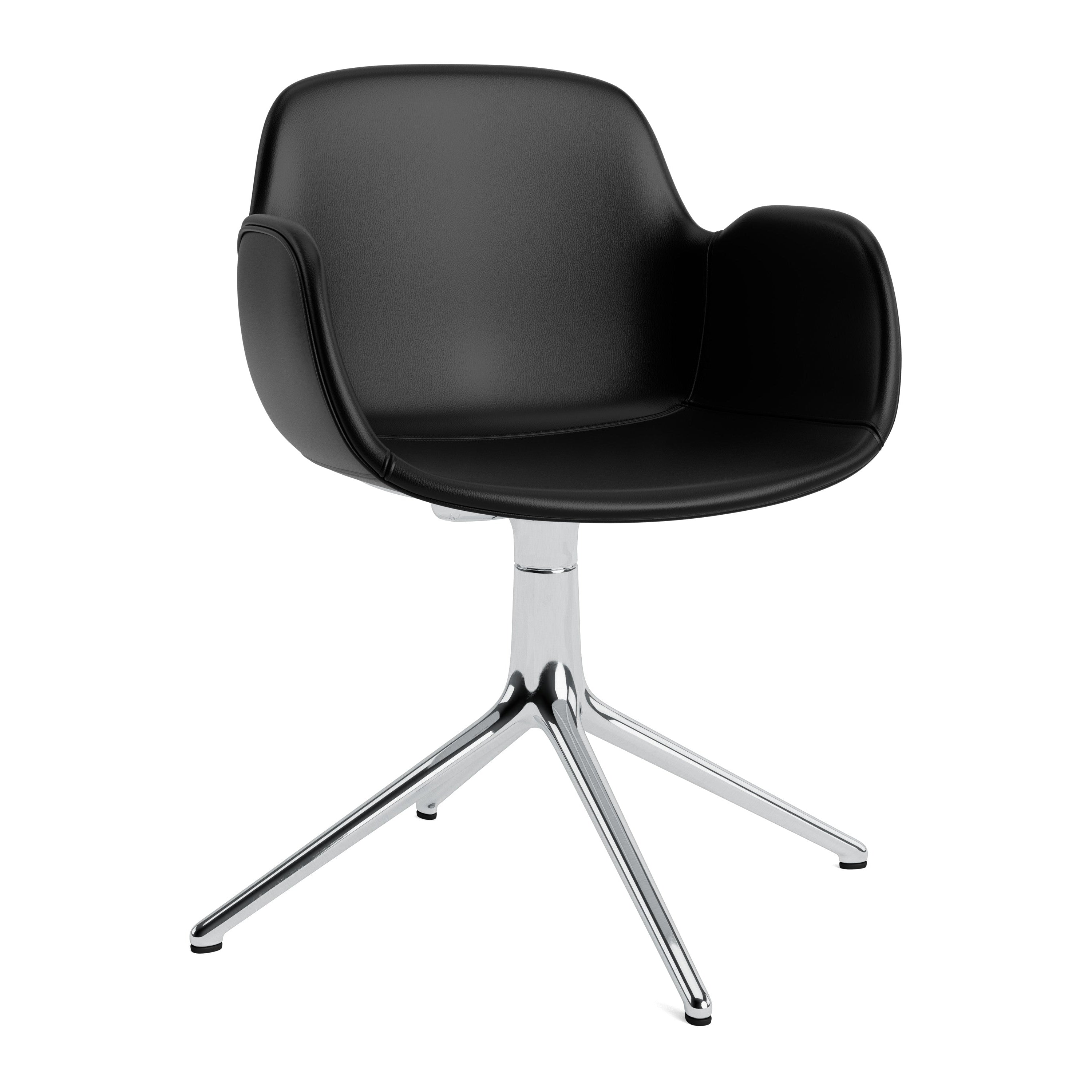Upholstered office chair with 4L Form armrests with an aluminum base