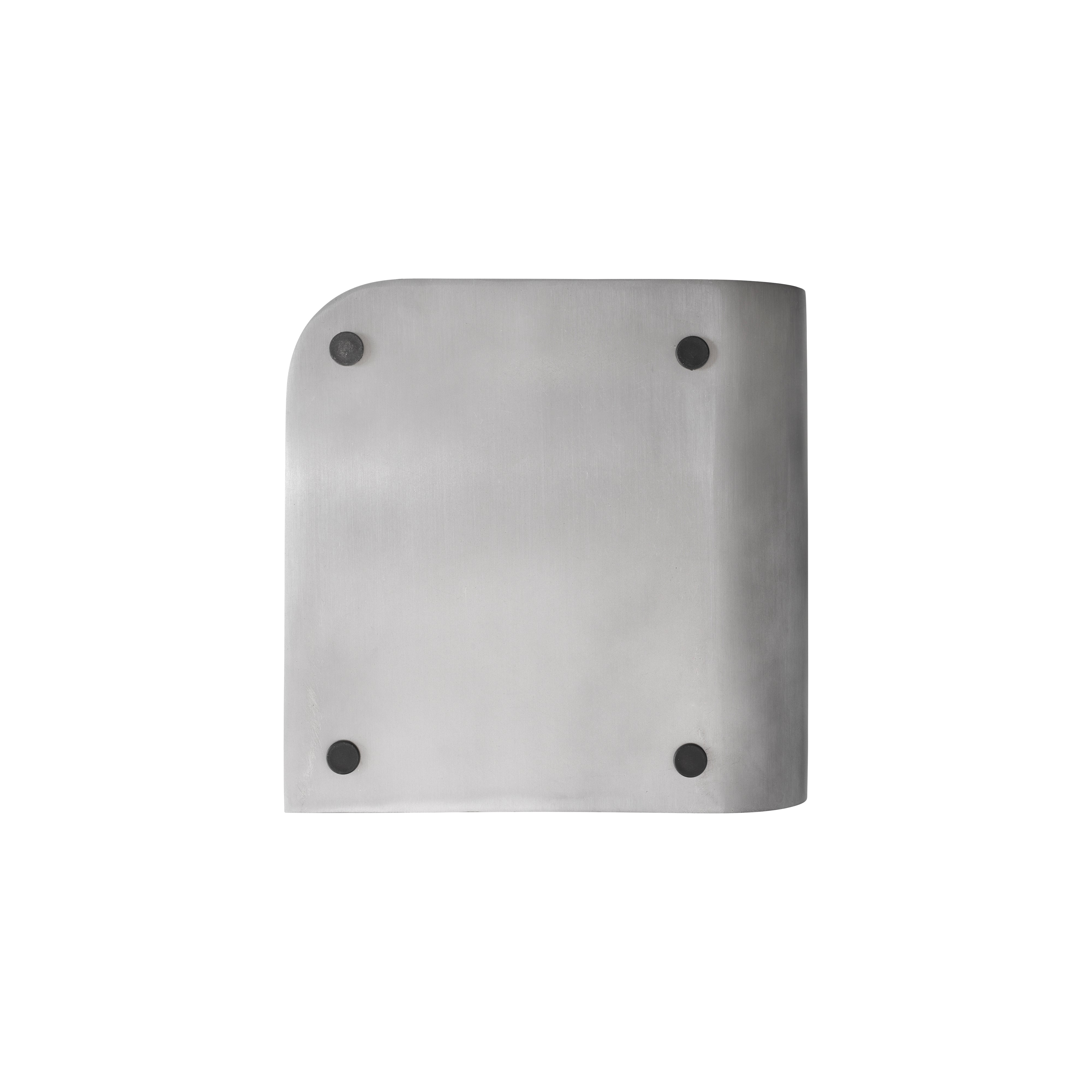 VOLUME Aluminium-Beistelltisch