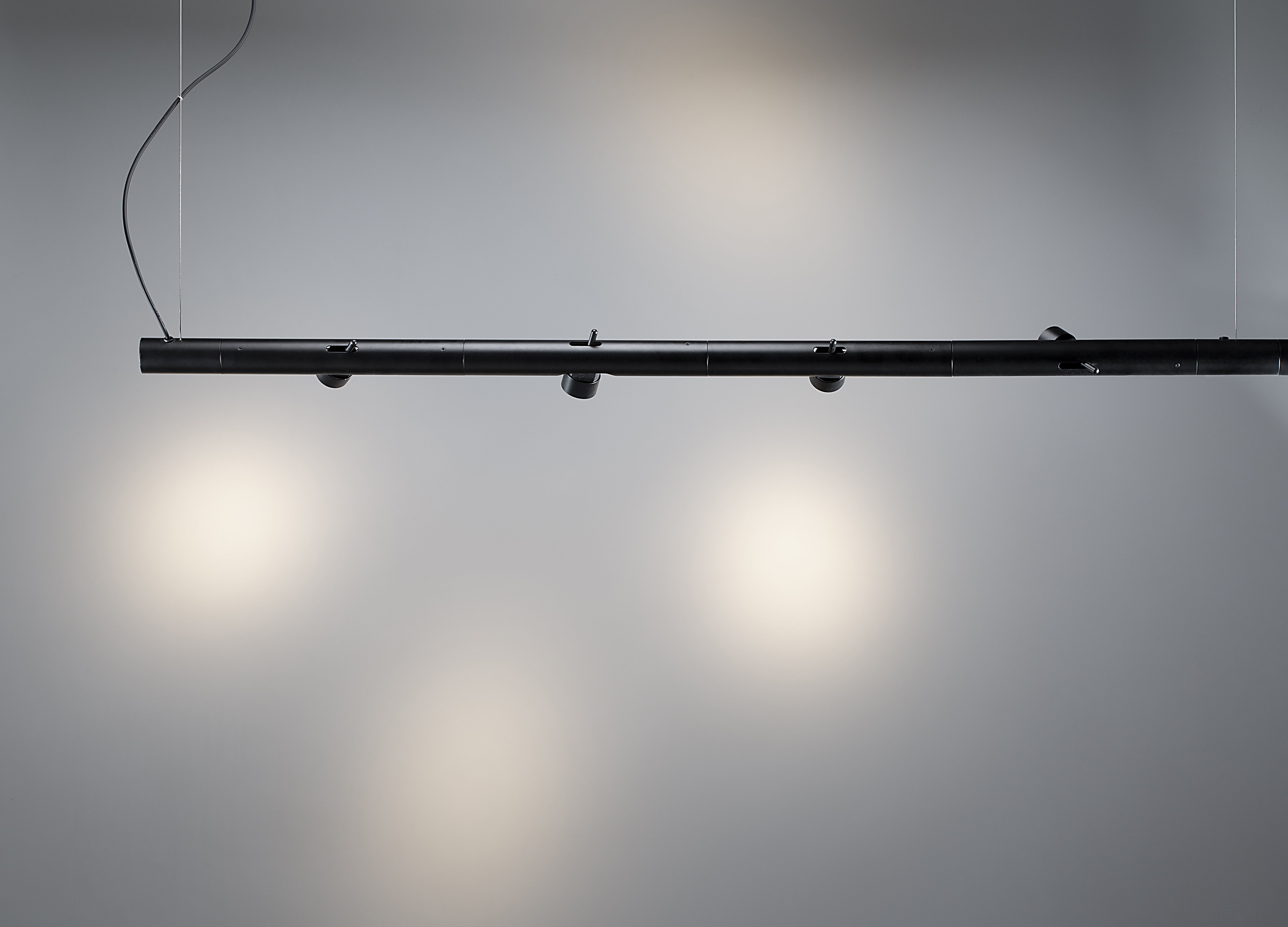 Lampa wisząca punktowa CALABRONE czarny