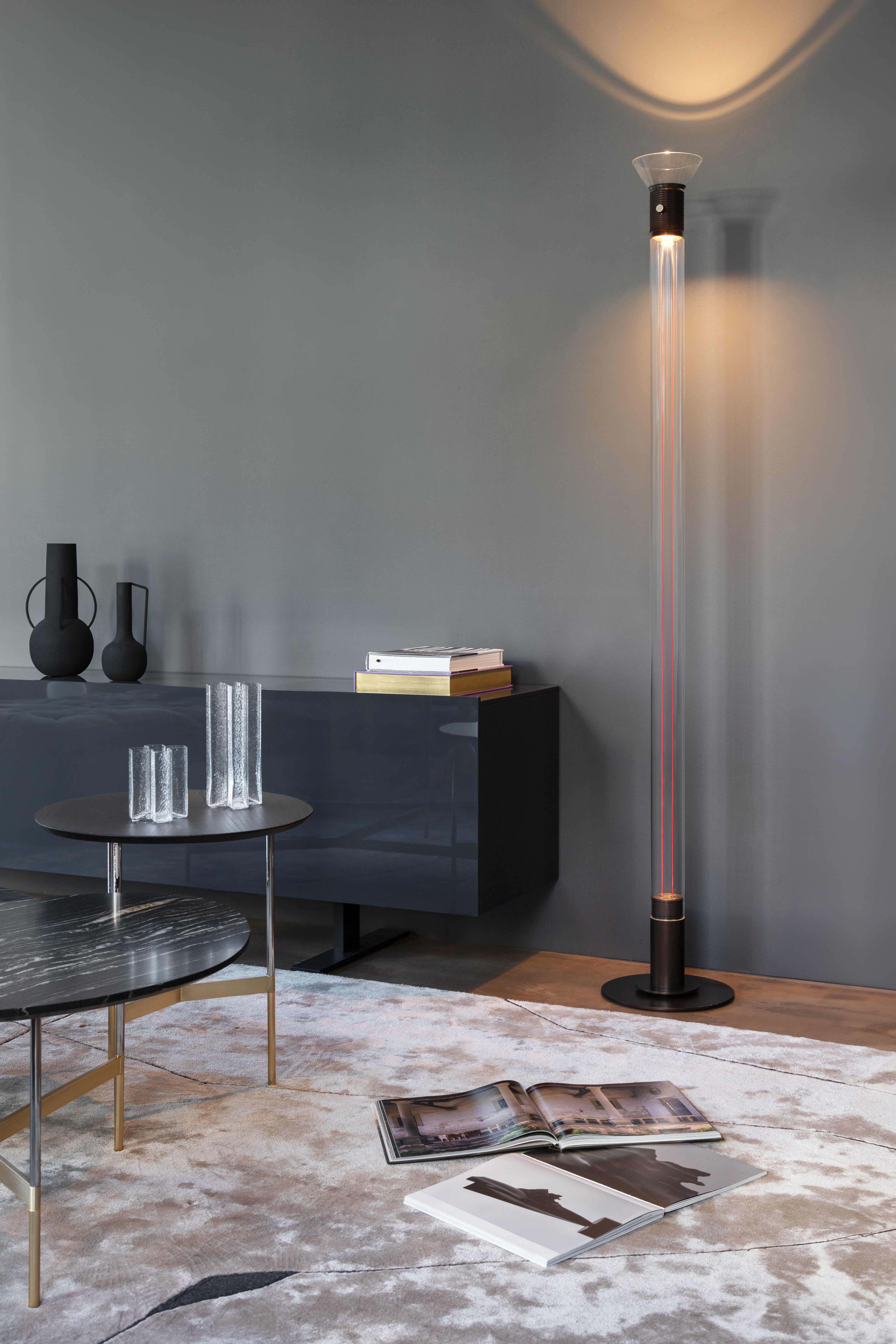 Vloerlamp DIA transparant met matte bruine elementen