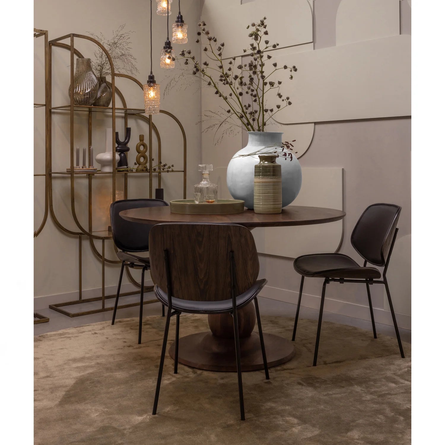 CLOSE IN BLACK EKOSKA Chair