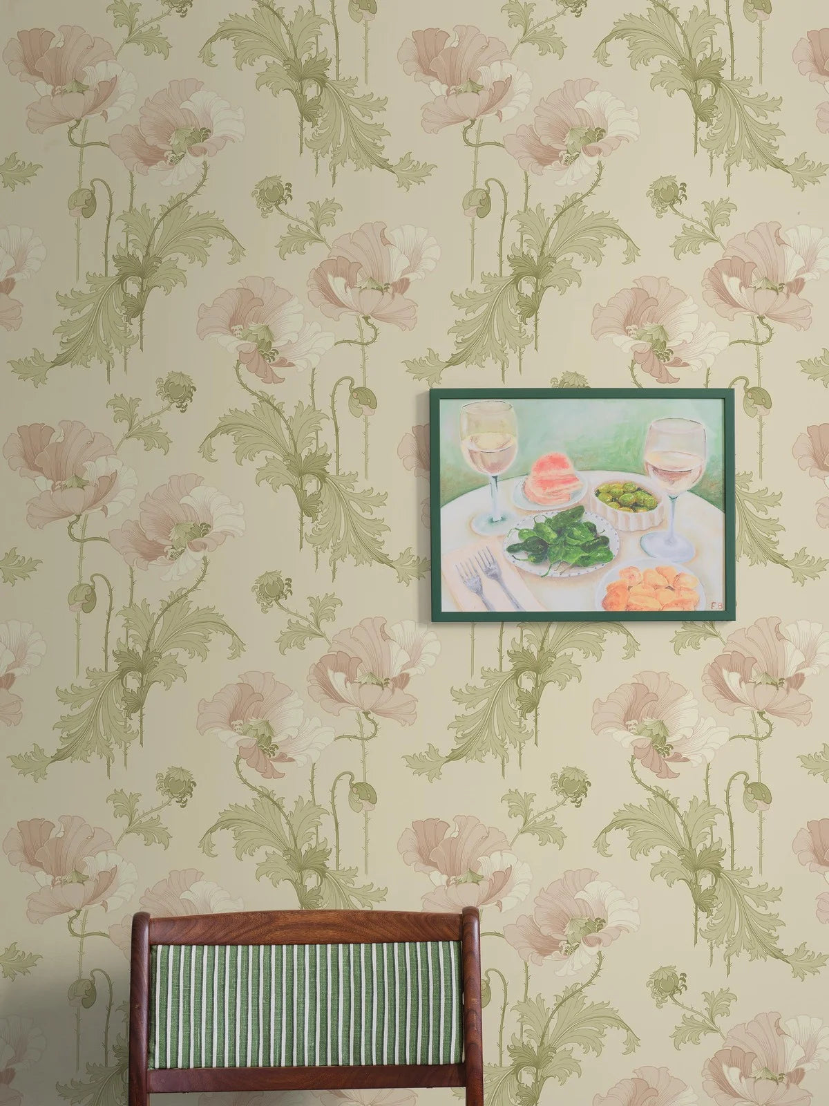 Vliesbehang met plantaal patroon VALLMO lichtbeige met roze