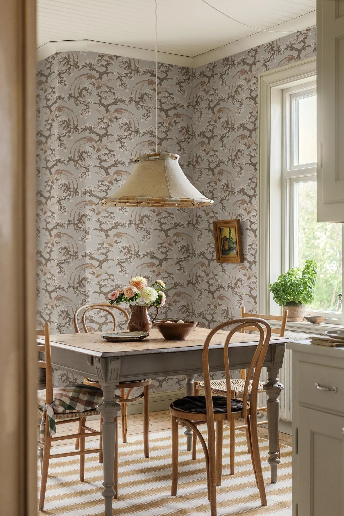 Tapete mit Pflanzen- und Tiermotiv FENIX gedämpftes Beige