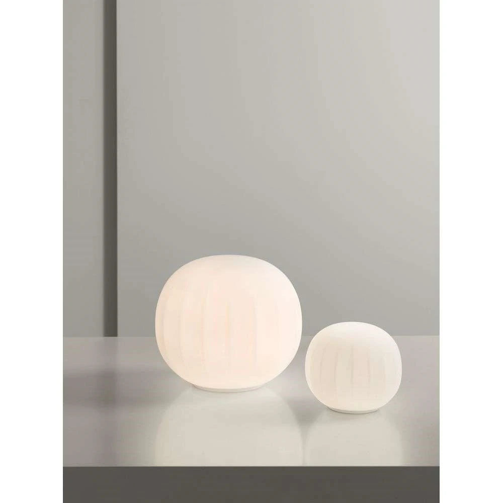Solid Table Table Lamp