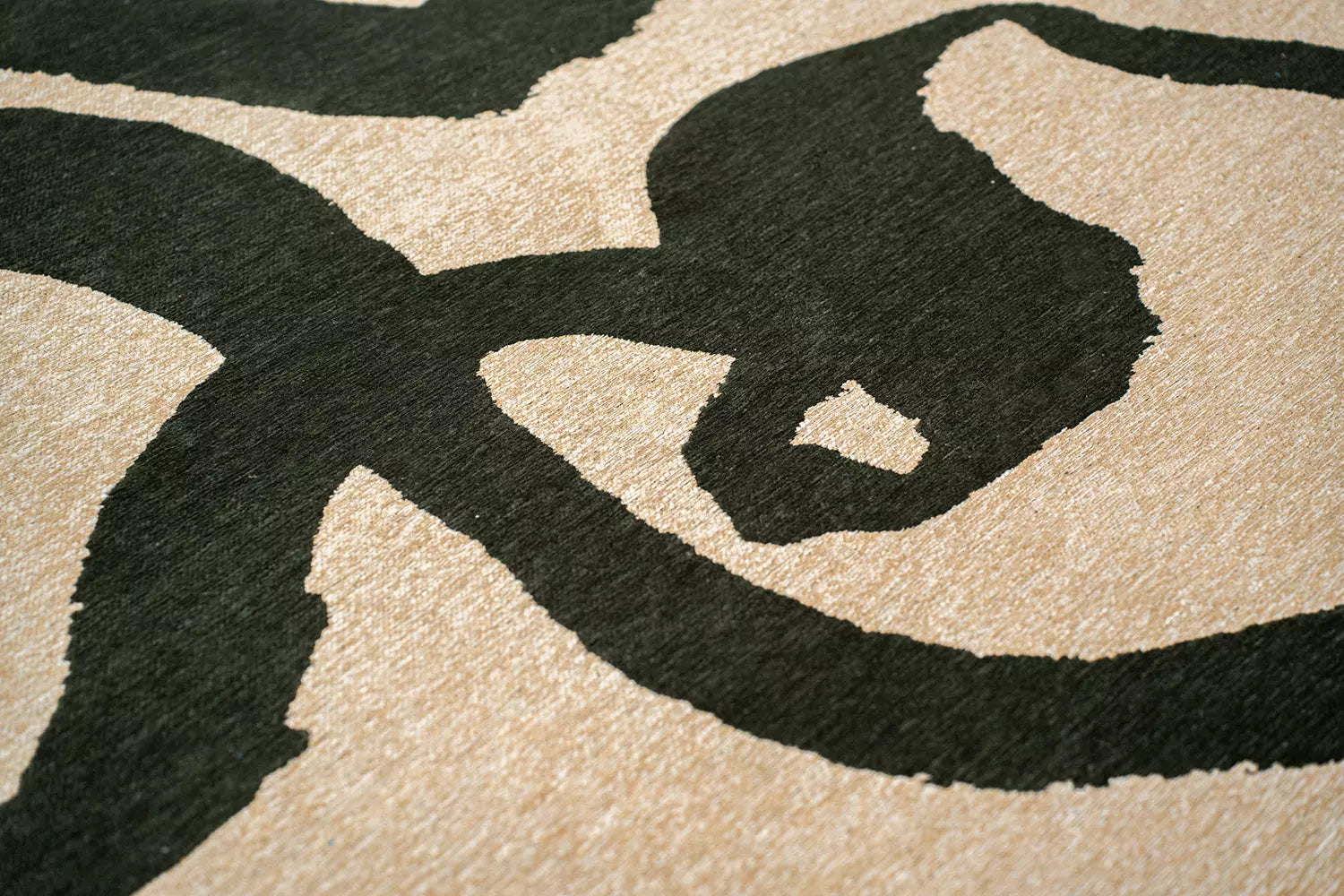Runder Teppich RIBBON beige mit dunkelgrün