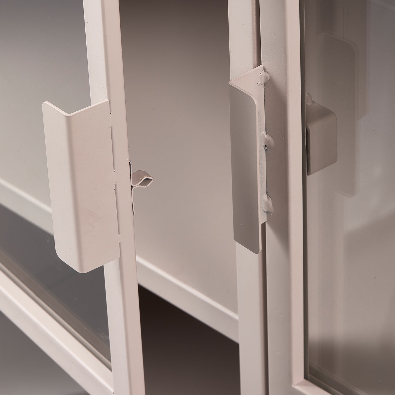 Light pink Ronja website