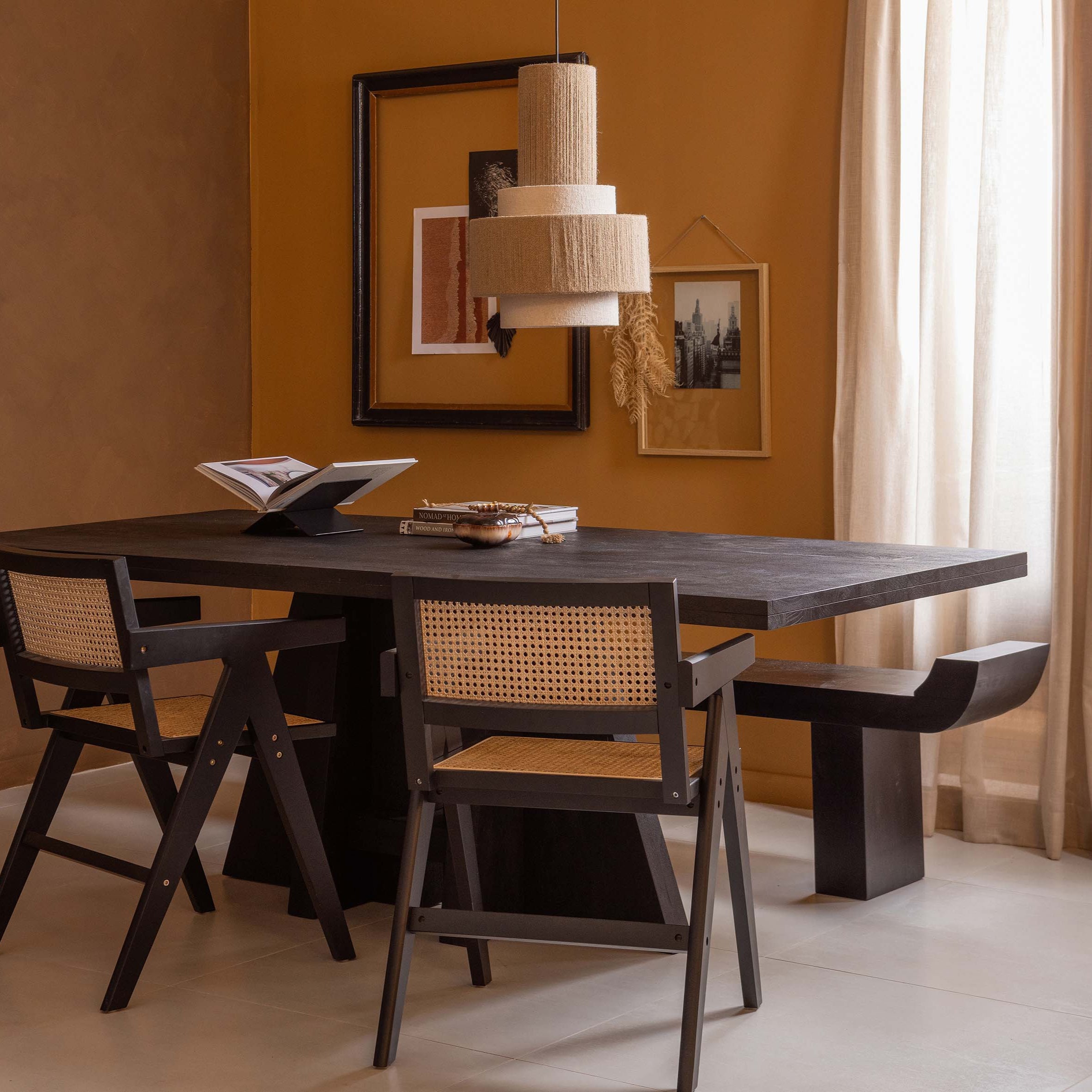 Tafel KEAN zwart mango hout