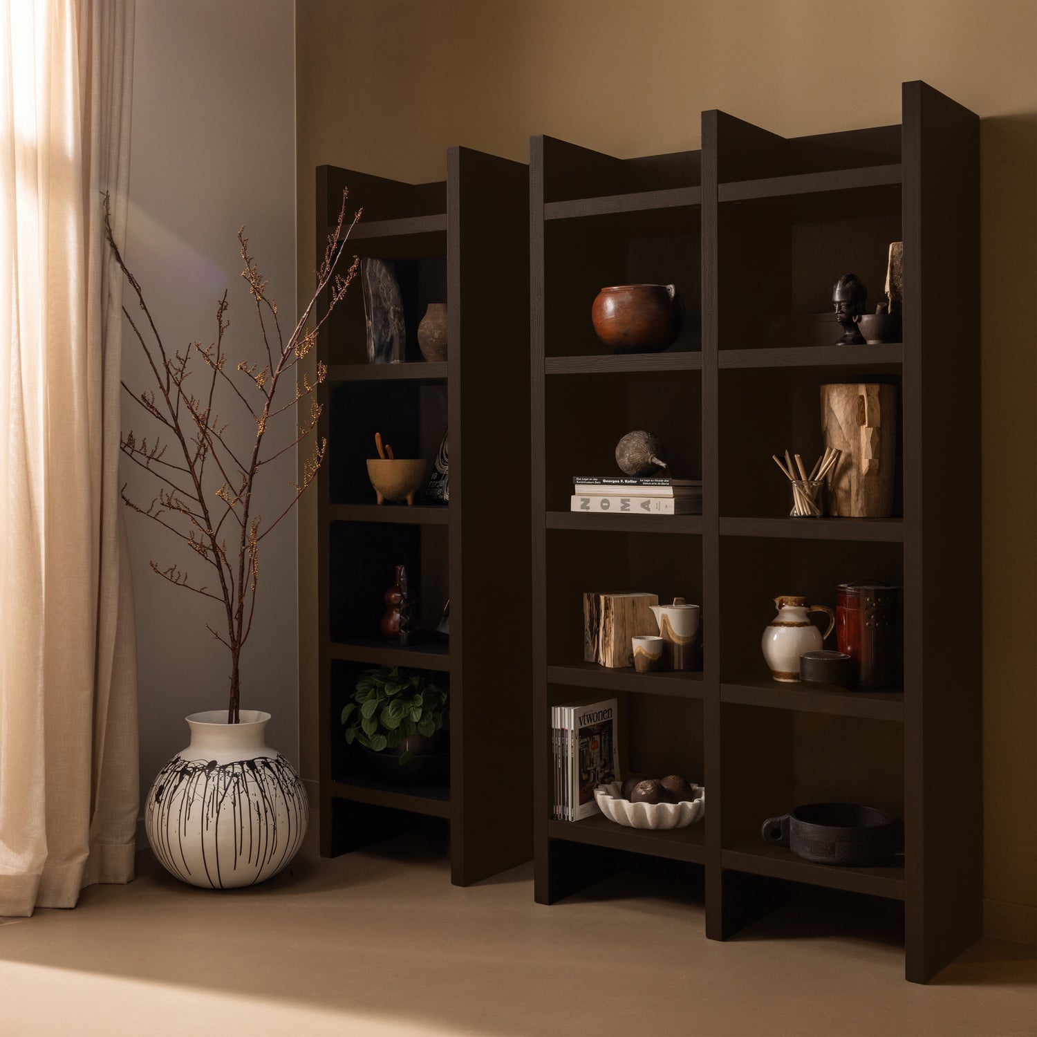 Brown Timo shelf