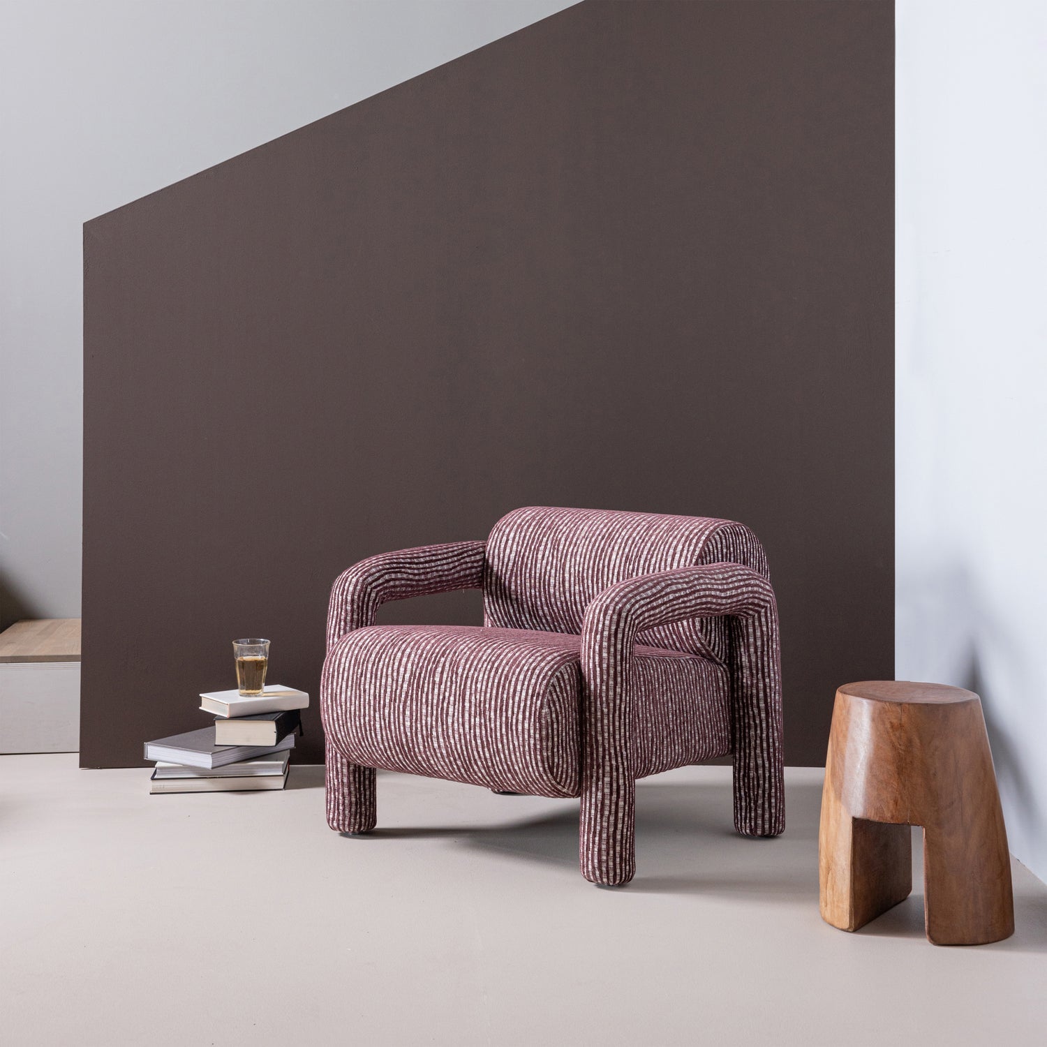 Fauteuil LENNY grijs met bordeauxrood