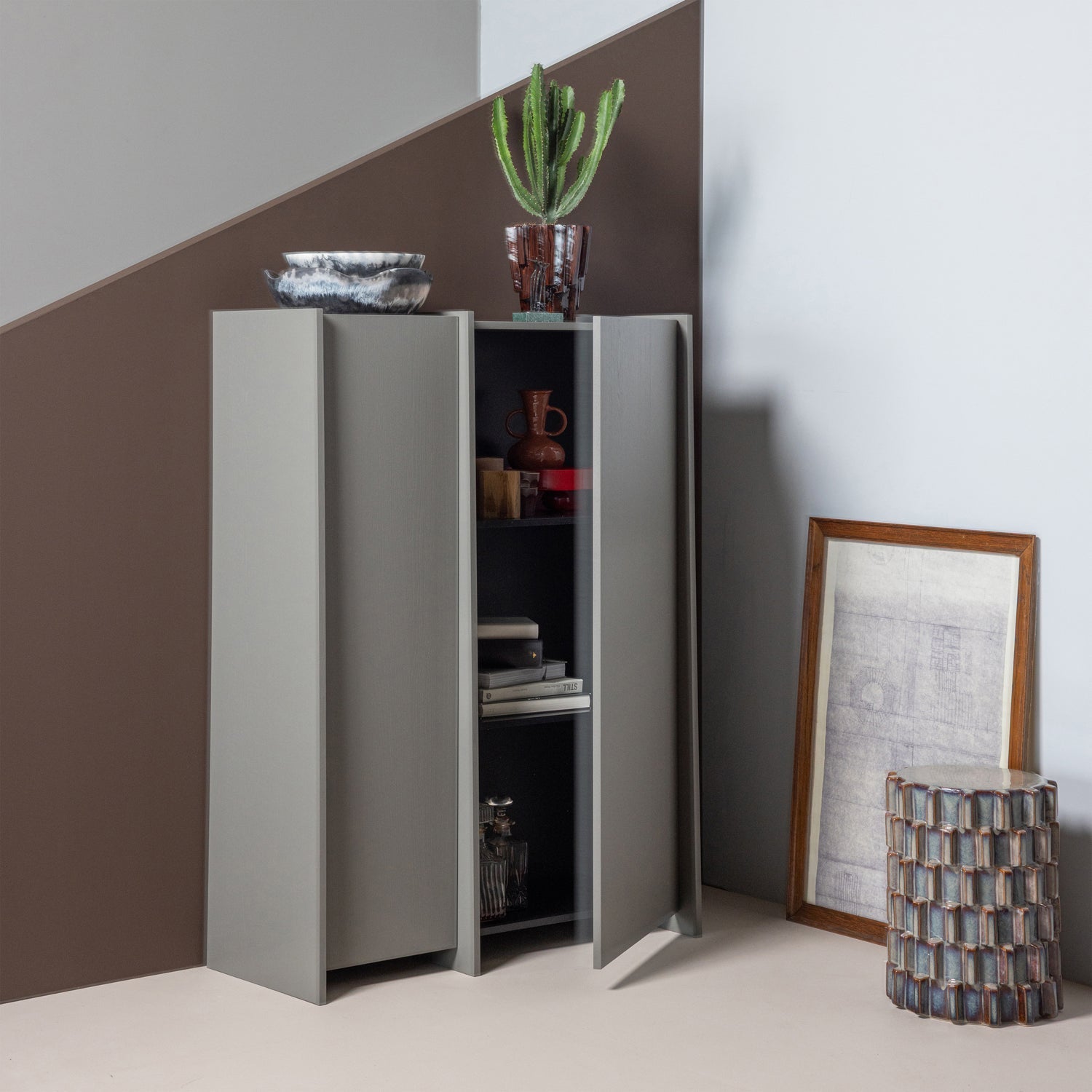 Schrank BROCK warmes Grau