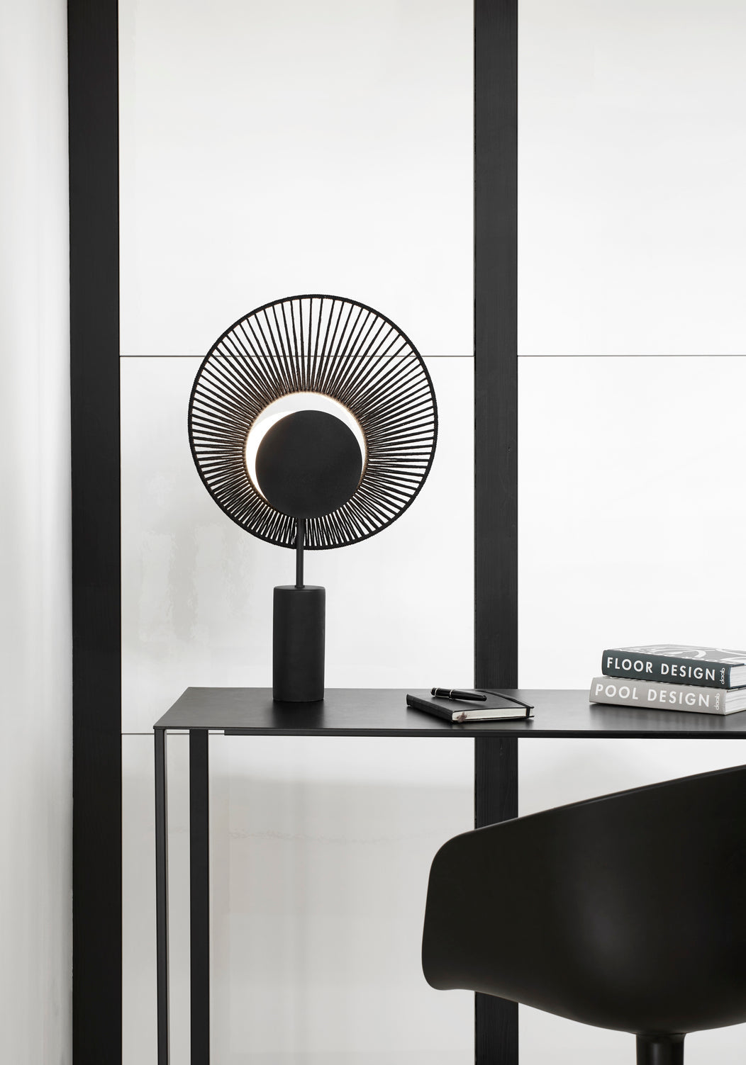 Tischlampe Auster schwarz