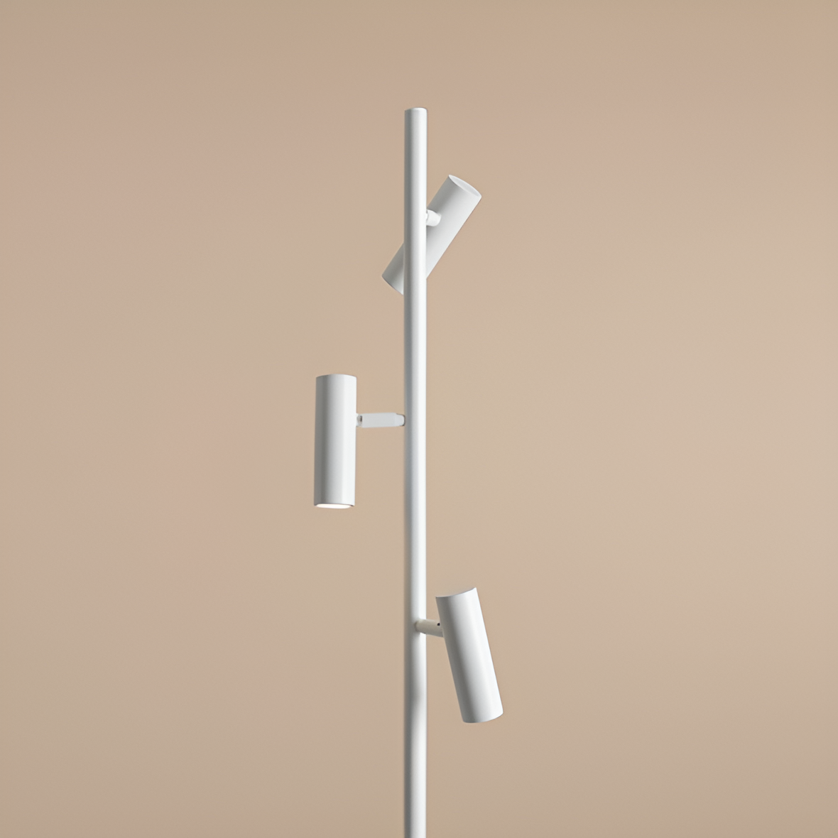 White Trevo floor lamp