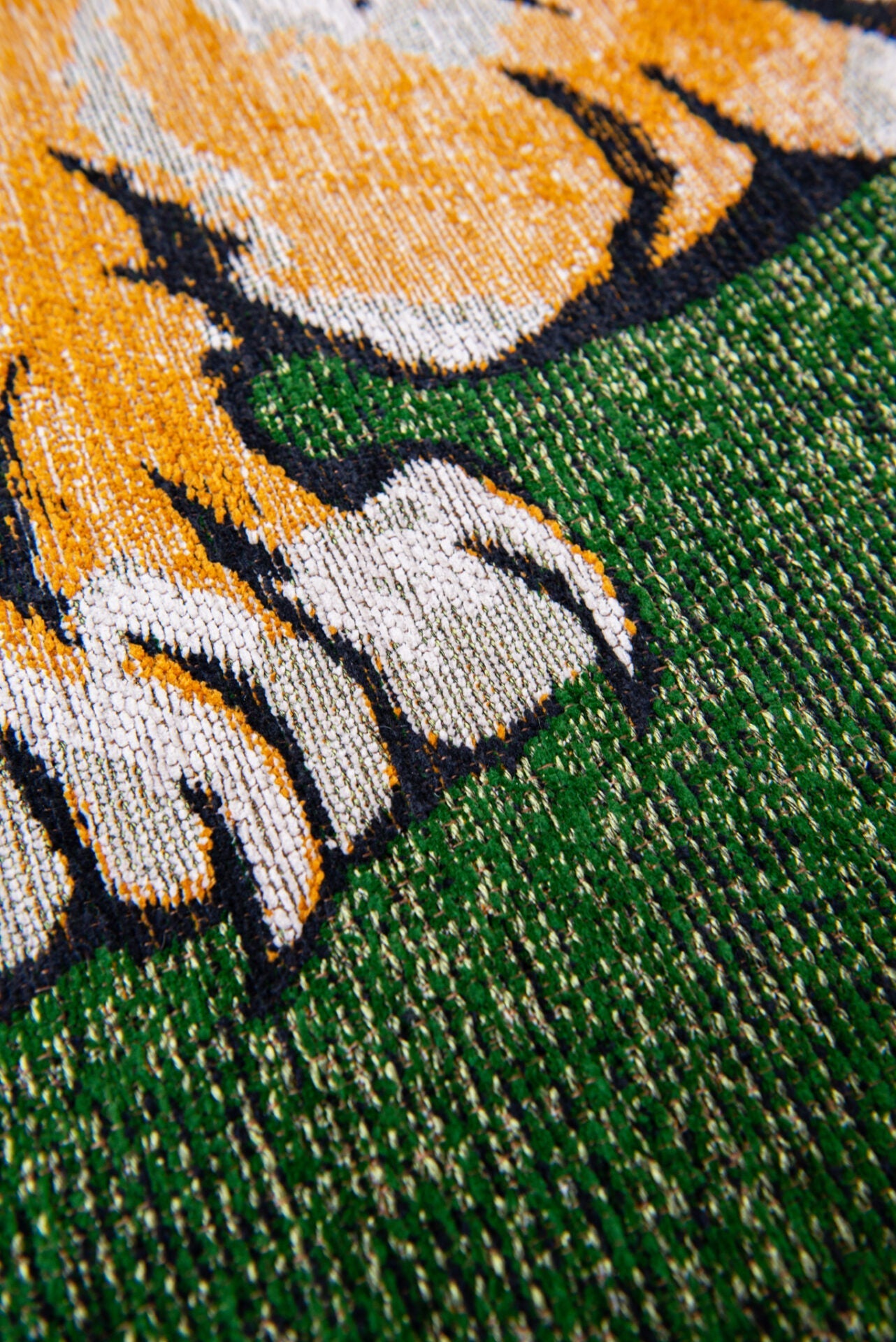 Pop Tiger Green on Fire Green rug