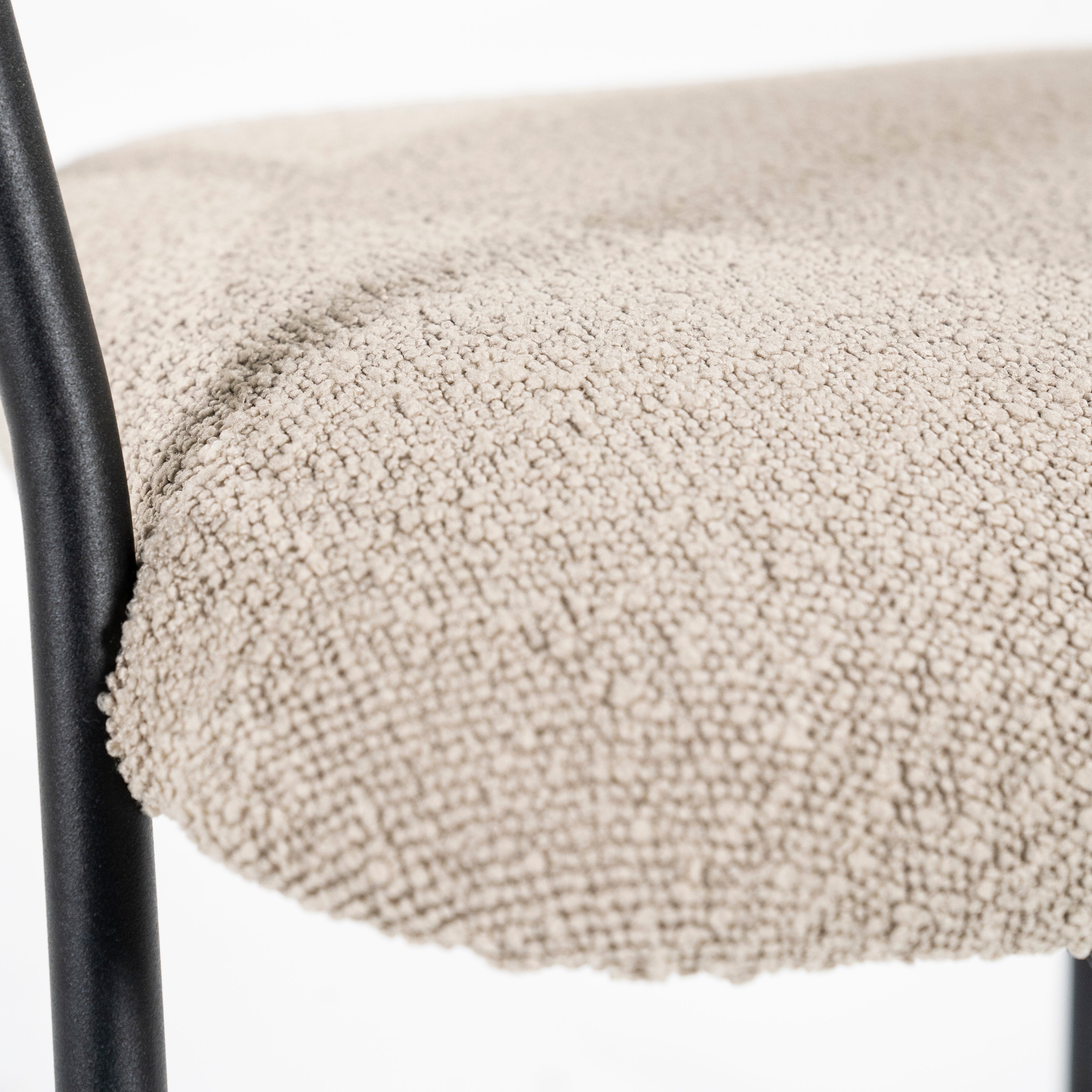 LUKA Chair Beige with Black Base