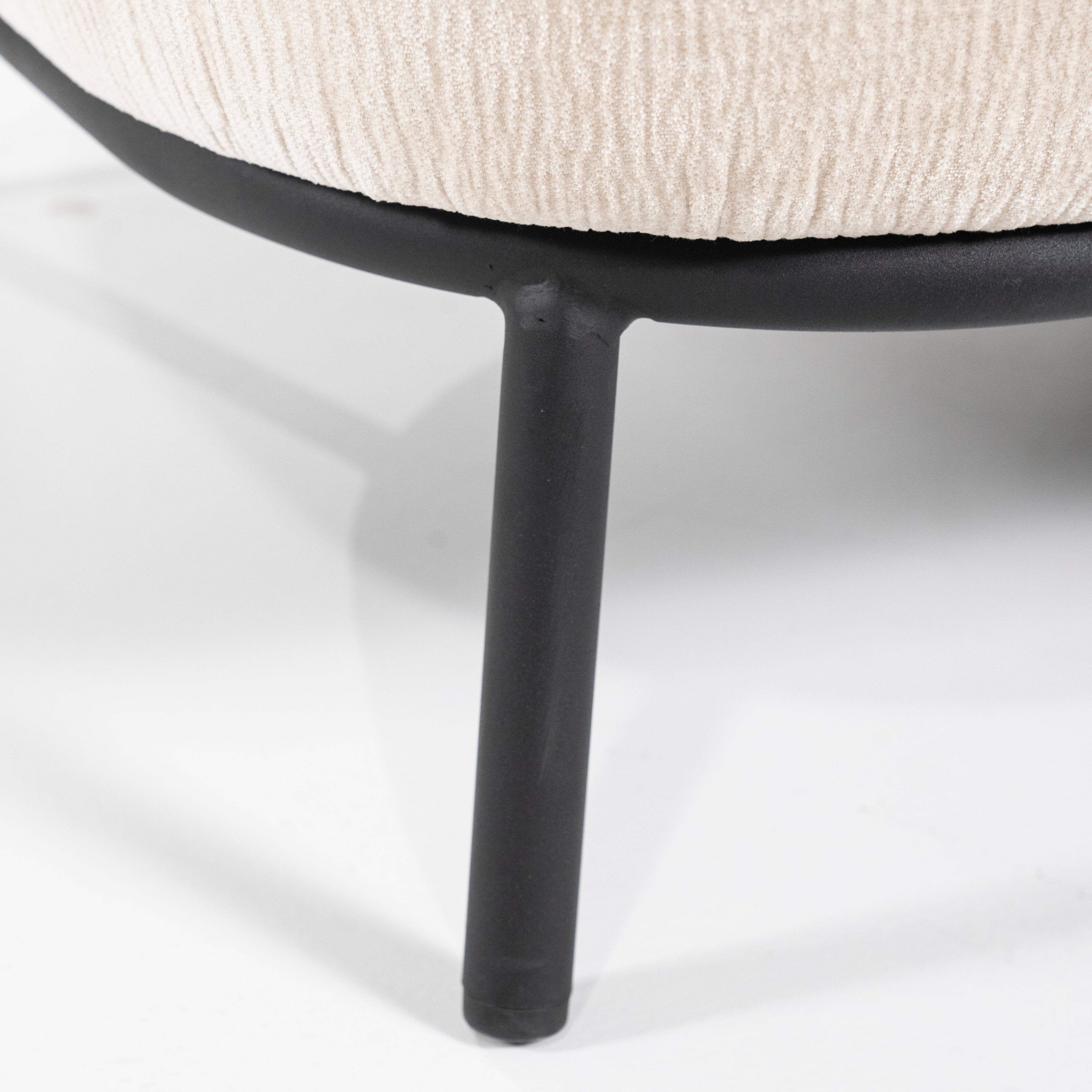 Fauteuil DAVID lichtbeige met zwarte basis