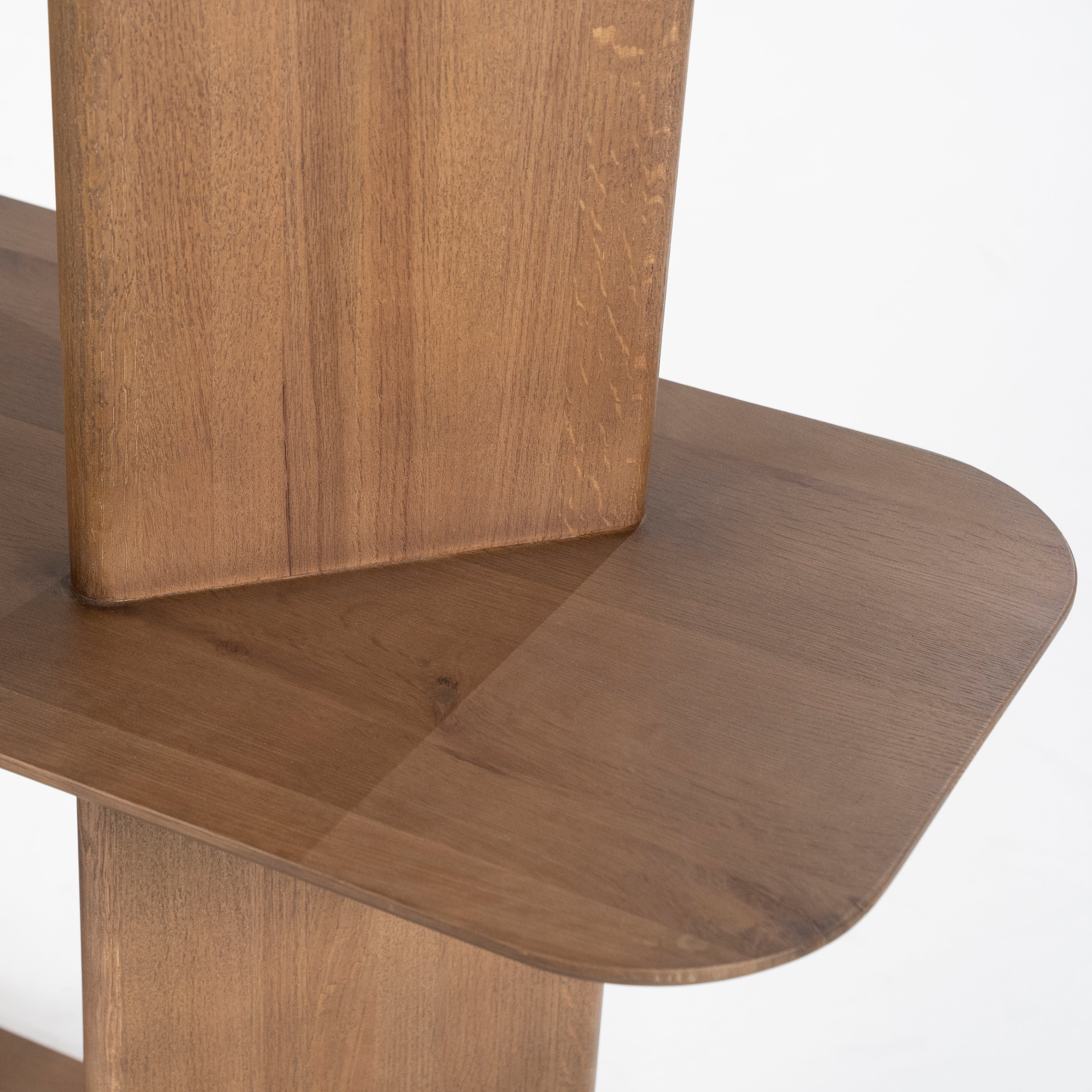 TY Shelf dark oak wood